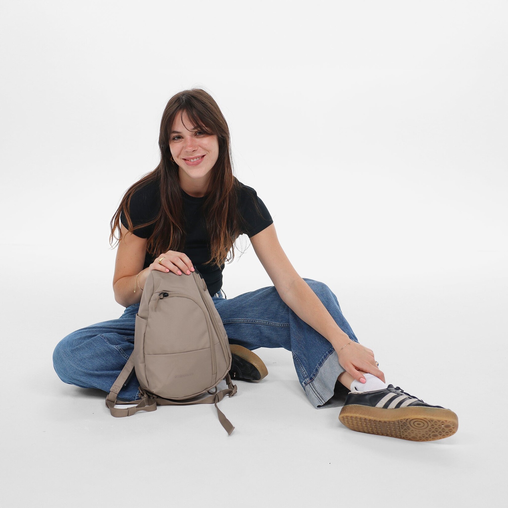 Sherpani Wayfarer Sling / Backpack - Dune 2026