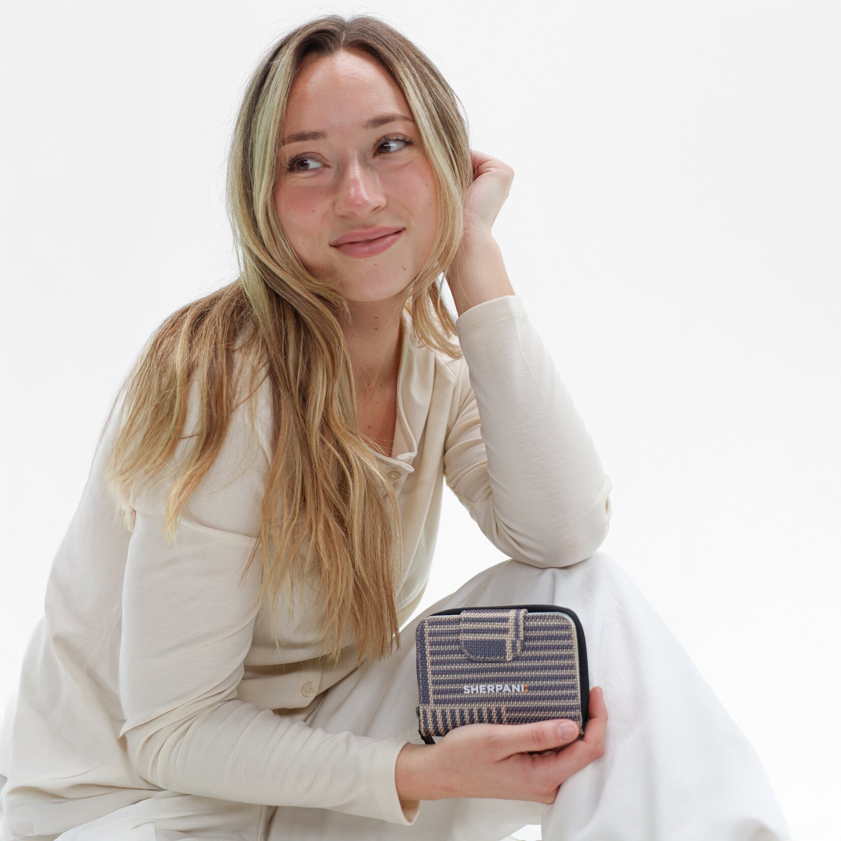 Sherpani Barcelona RFID Wallet - Passport 2026