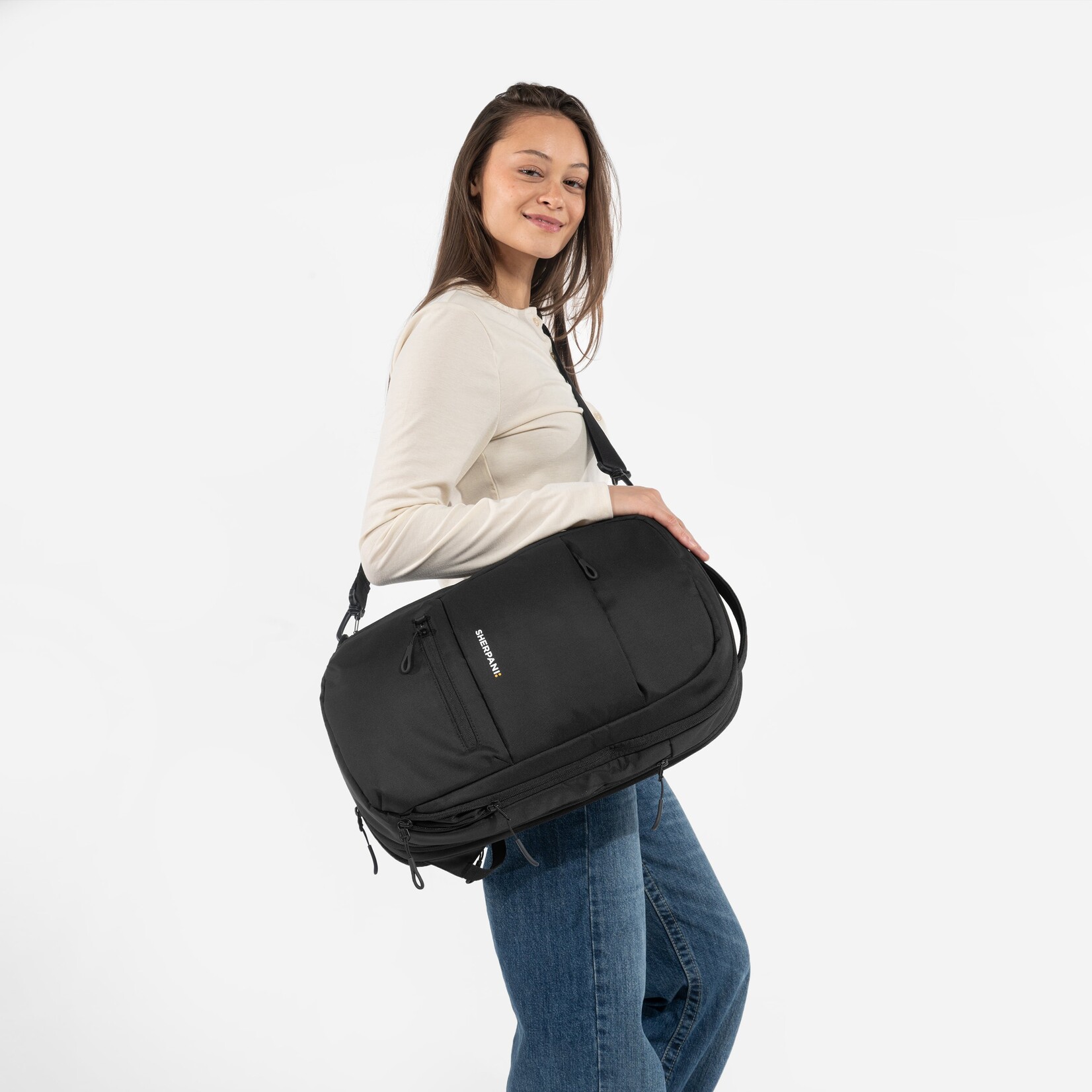 Sherpani Camden - Raven - Pro Ultimate Commuter Travel Backpack 2026