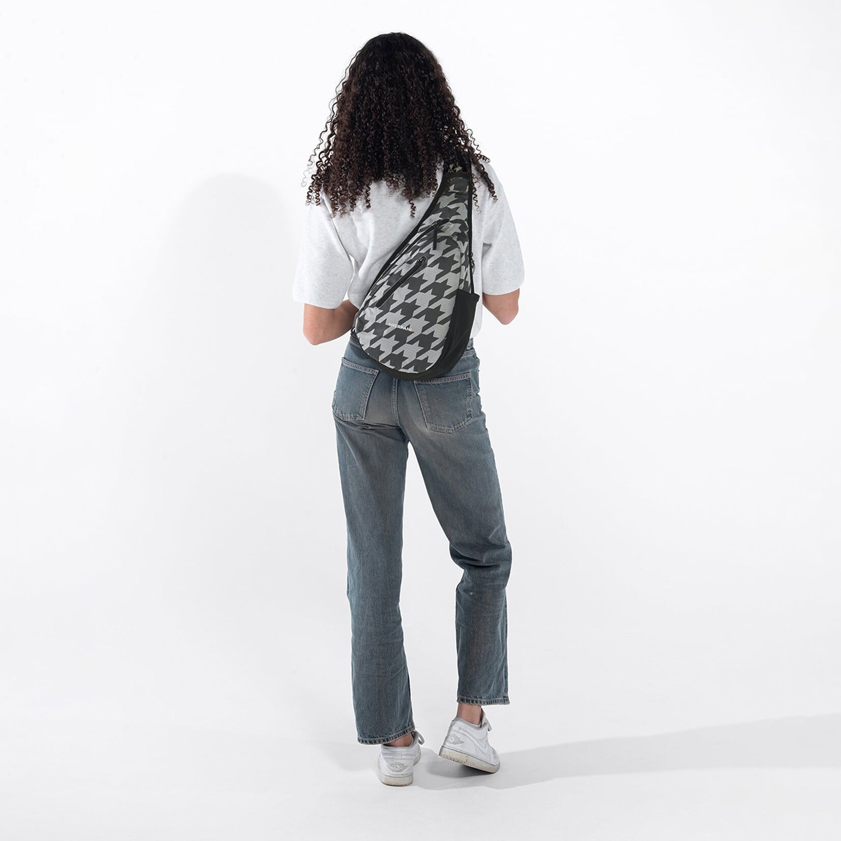 Sherpani Esprit ANTI-THEFT Sling - Houndstooth - 2026