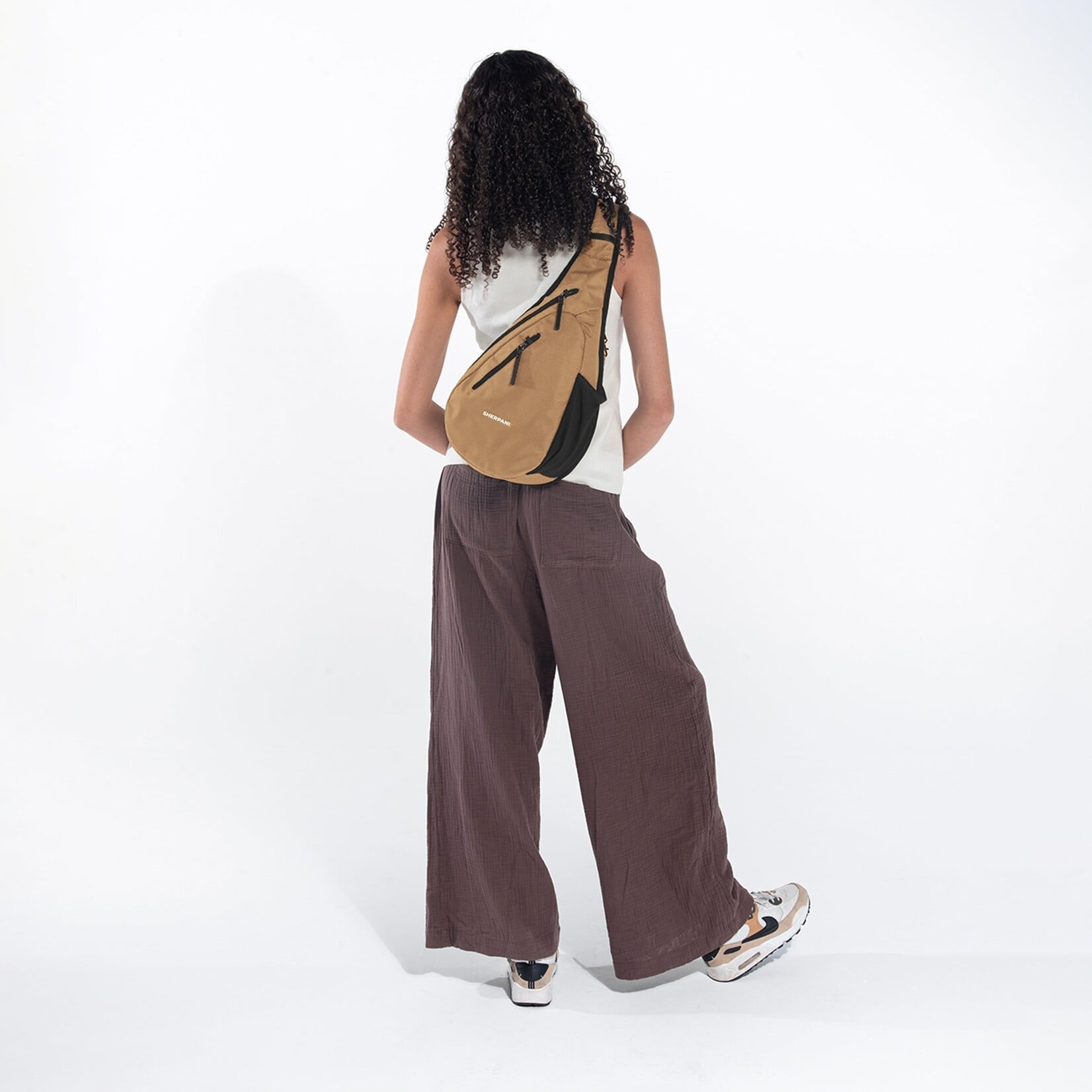 Sherpani Esprit ANTI-THEFT Sling - Sand - 2026