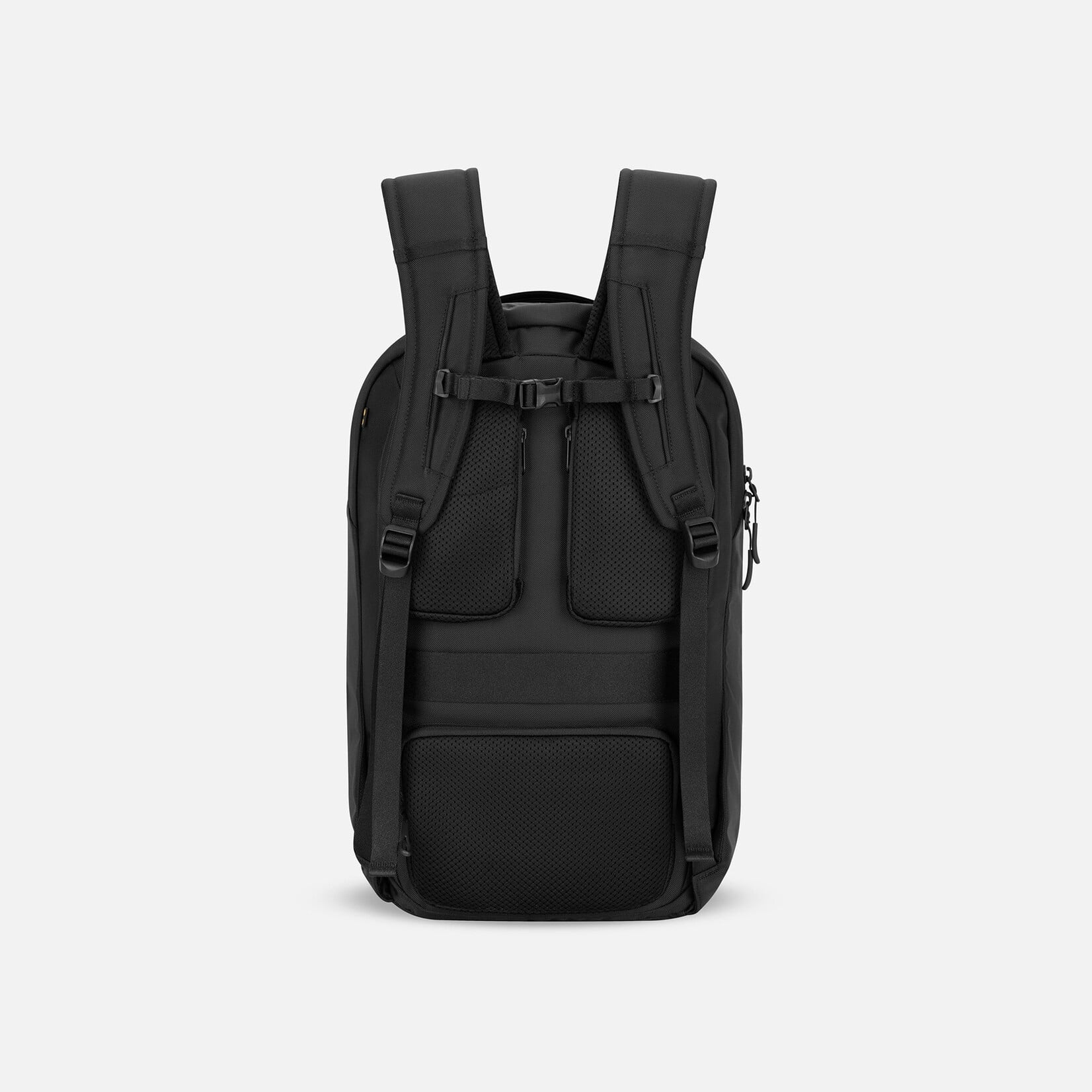 Sherpani Crew Commuter / Travel Backpack - Raven 2026