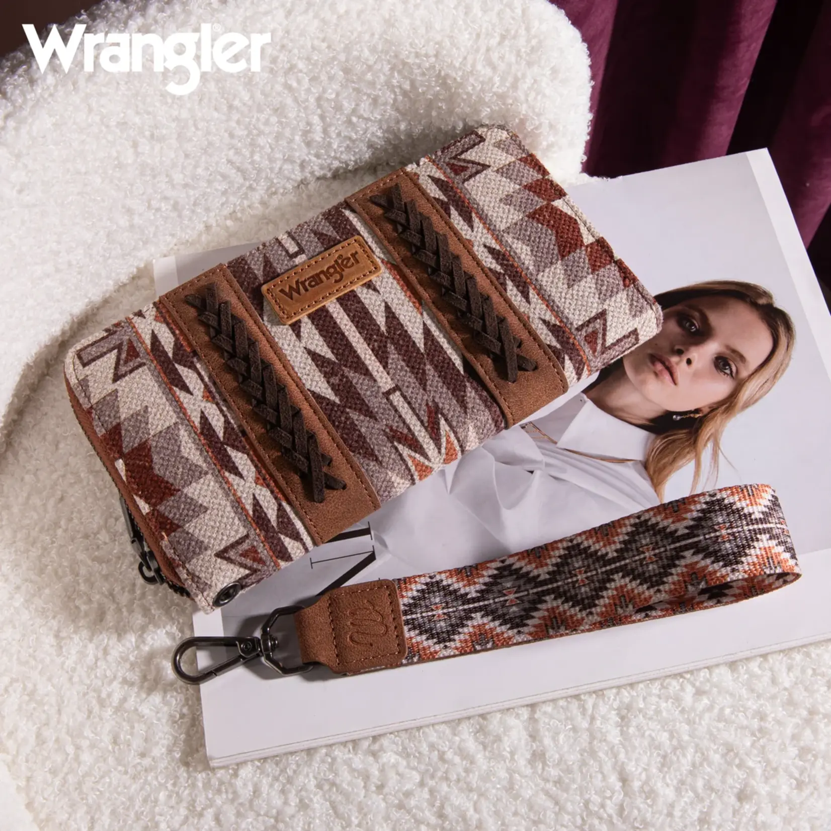 Wrangler WG2213-W006  Brown - Wrangler Southwestern Art Print Wallet