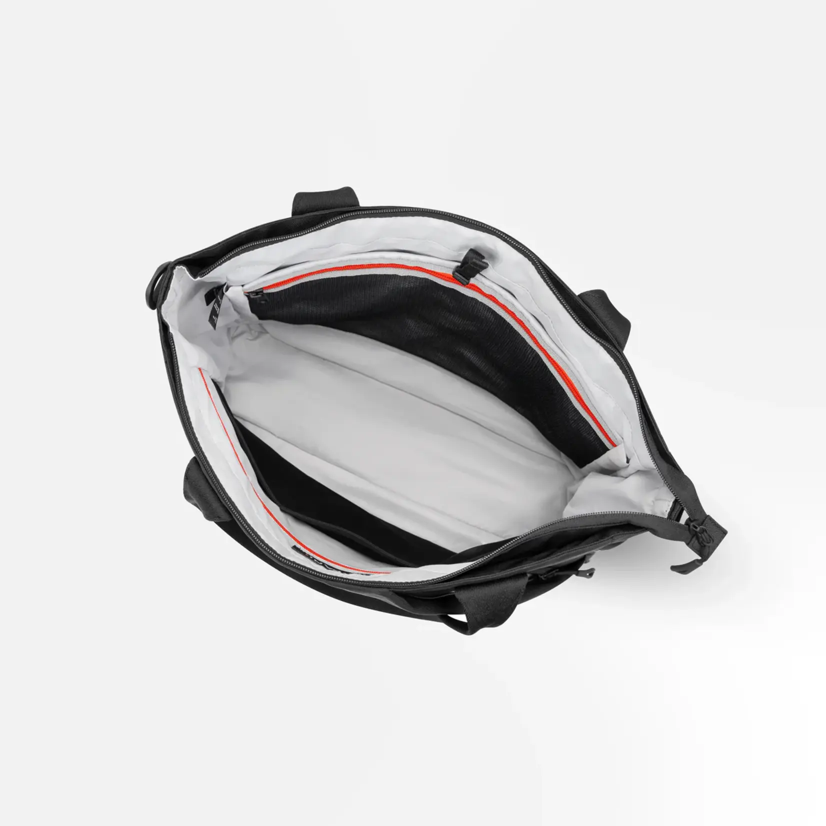 Sherpani Jetsetter Tote - Raven 2026