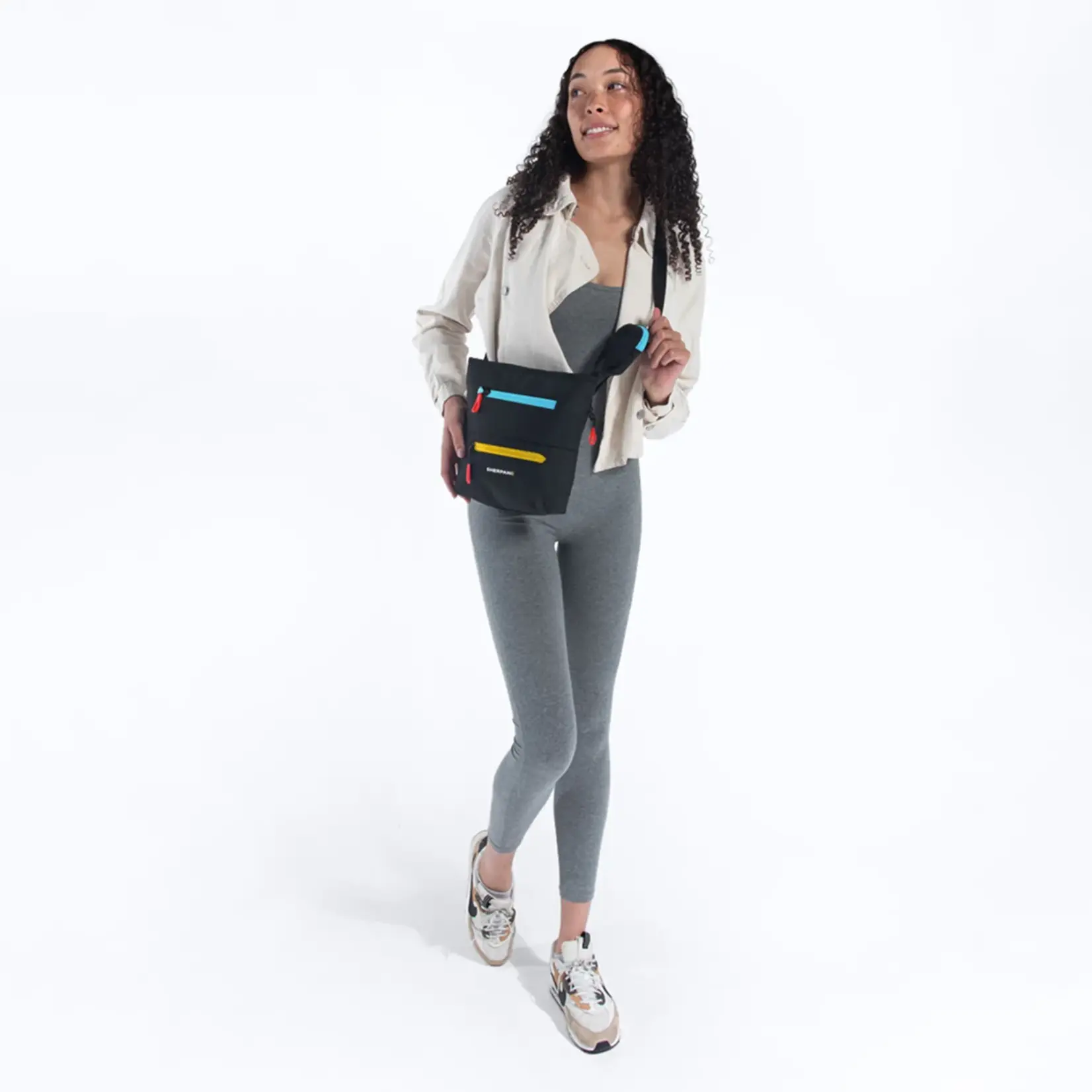 Sherpani Sadie Crossbody - Chromatic 2026