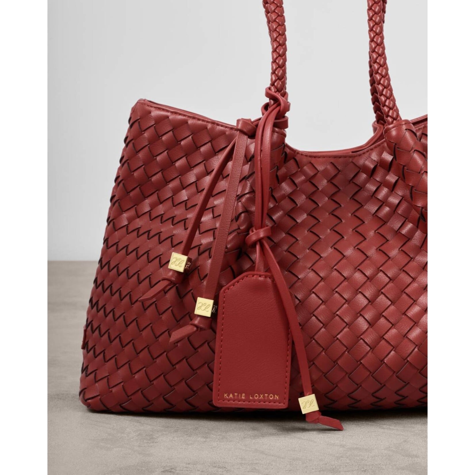 Katie Loxton KLB4754u - Nova Small Shoulder Tote - Crimson
