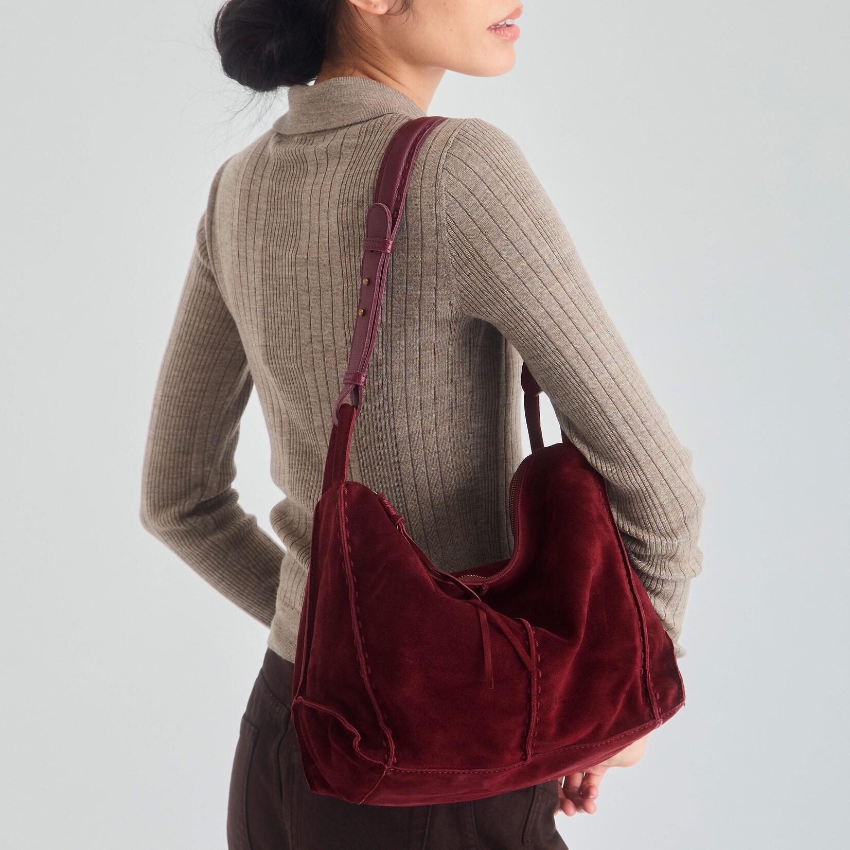 Los Feliz Large Tote Suede - Black Cherry Suede