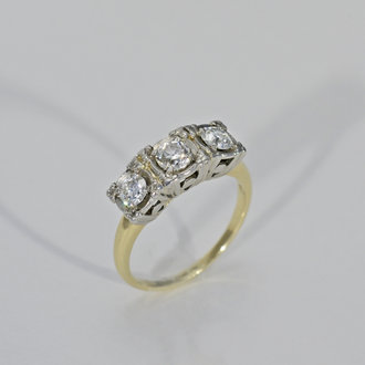 Vintage Estate 14k Gold Diamond and Blue Sapphire Ring Size 6