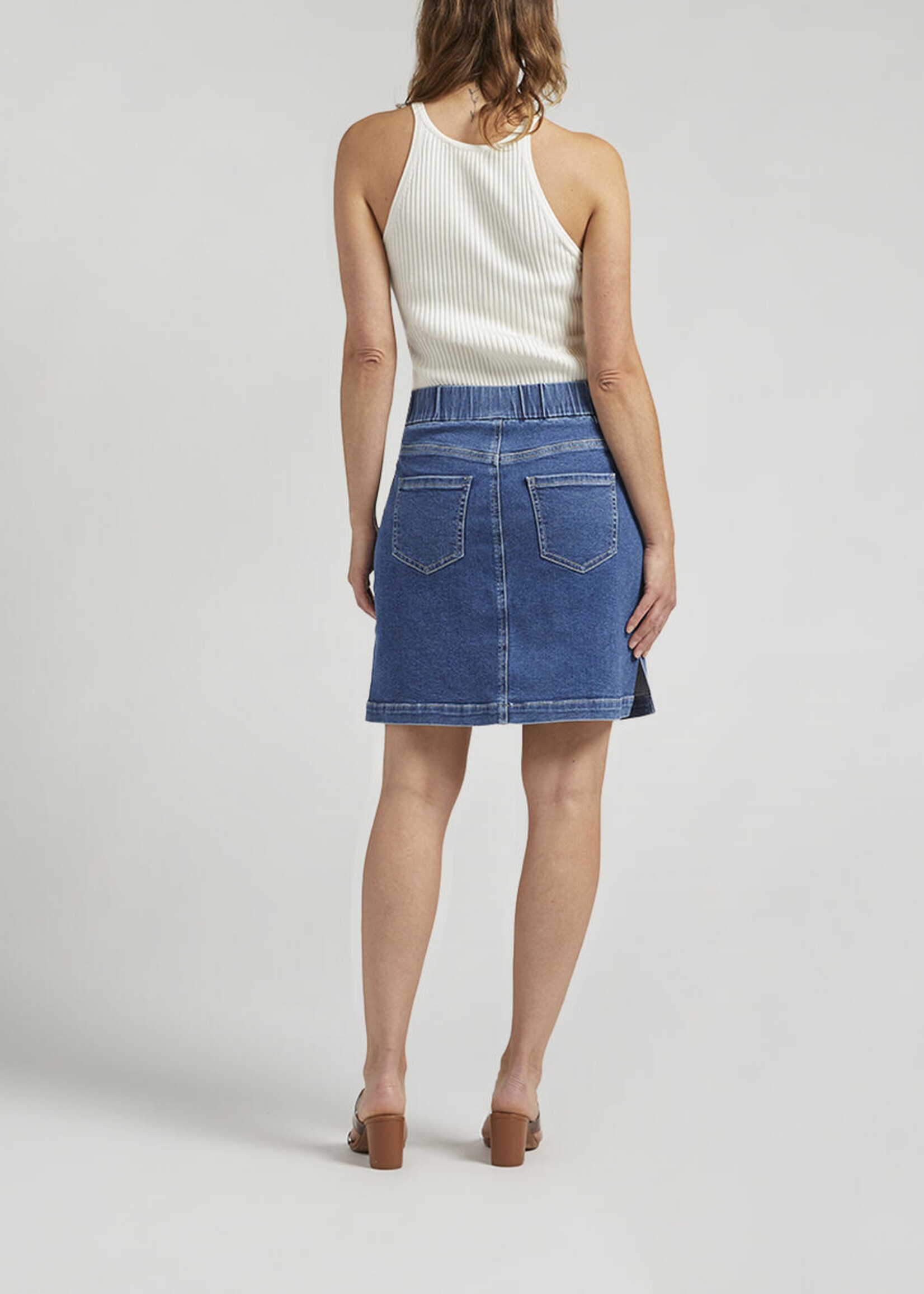 Jag Jeans On the Go Mid Rise Skort