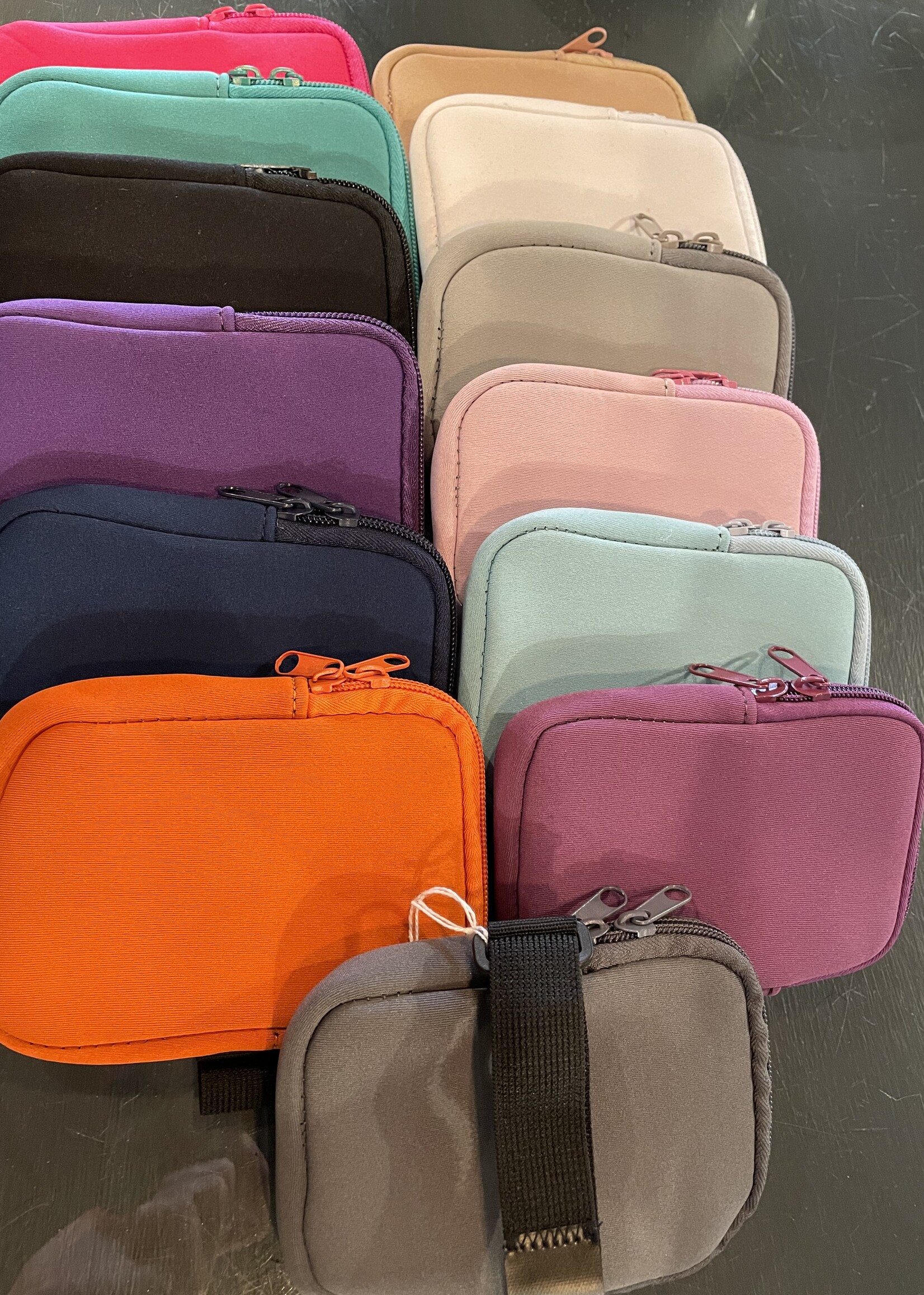 Relish Neoprene Water Bottle Pouch