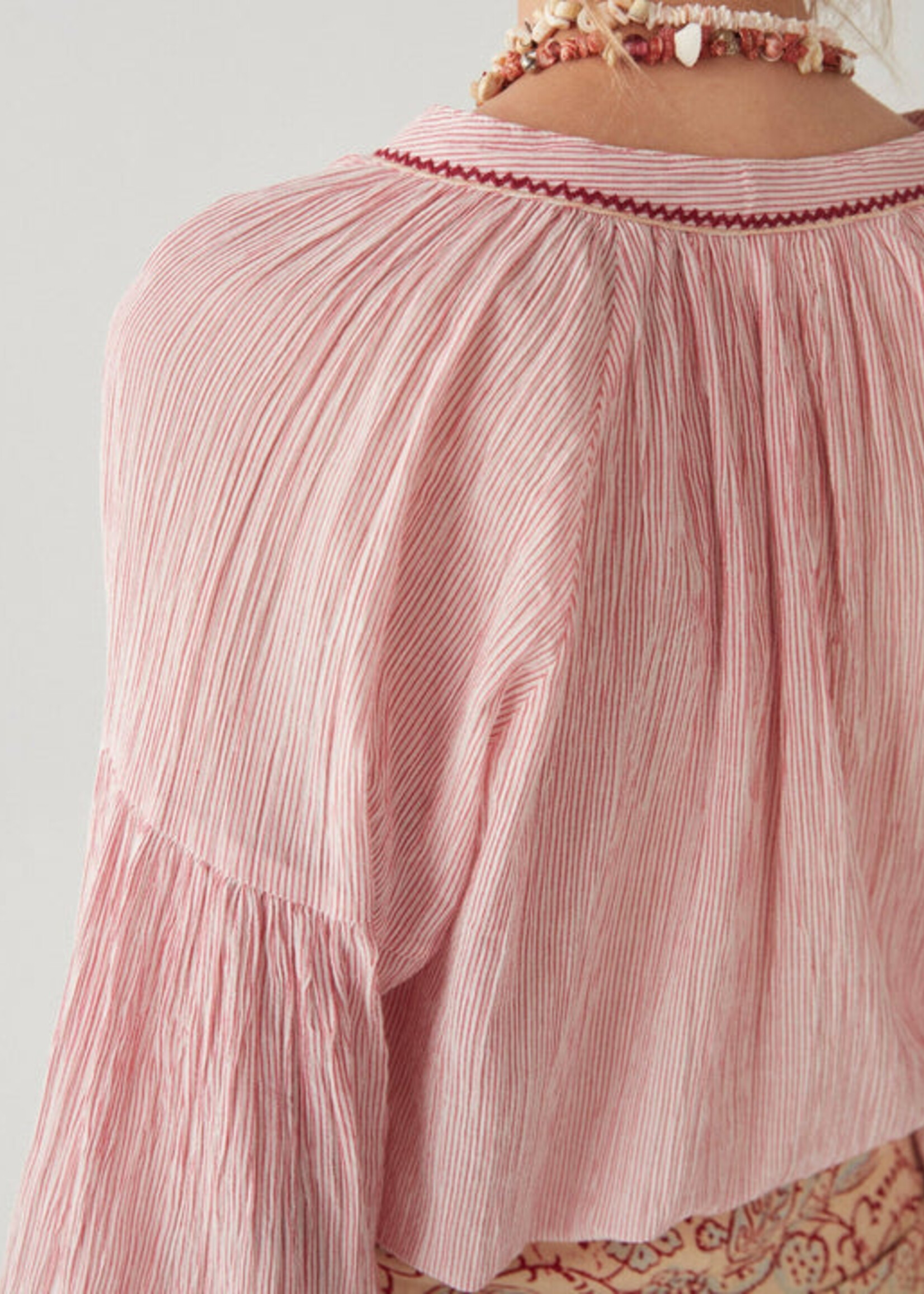 Maison Hotel Lina Blouse