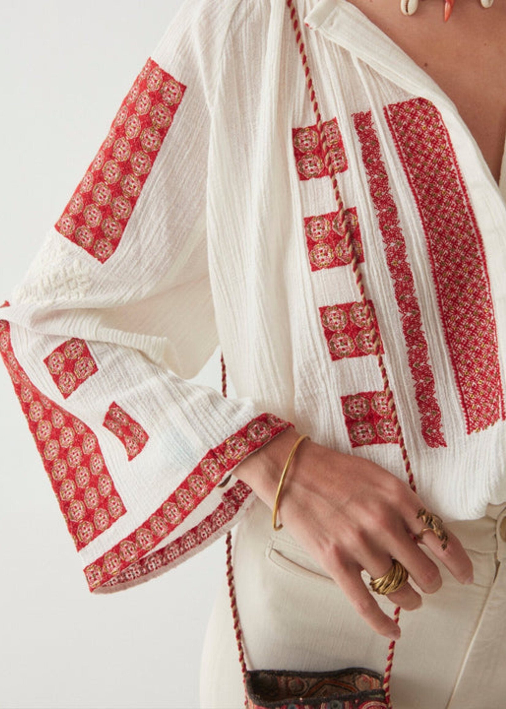 Maison Hotel Alexandra Blouse