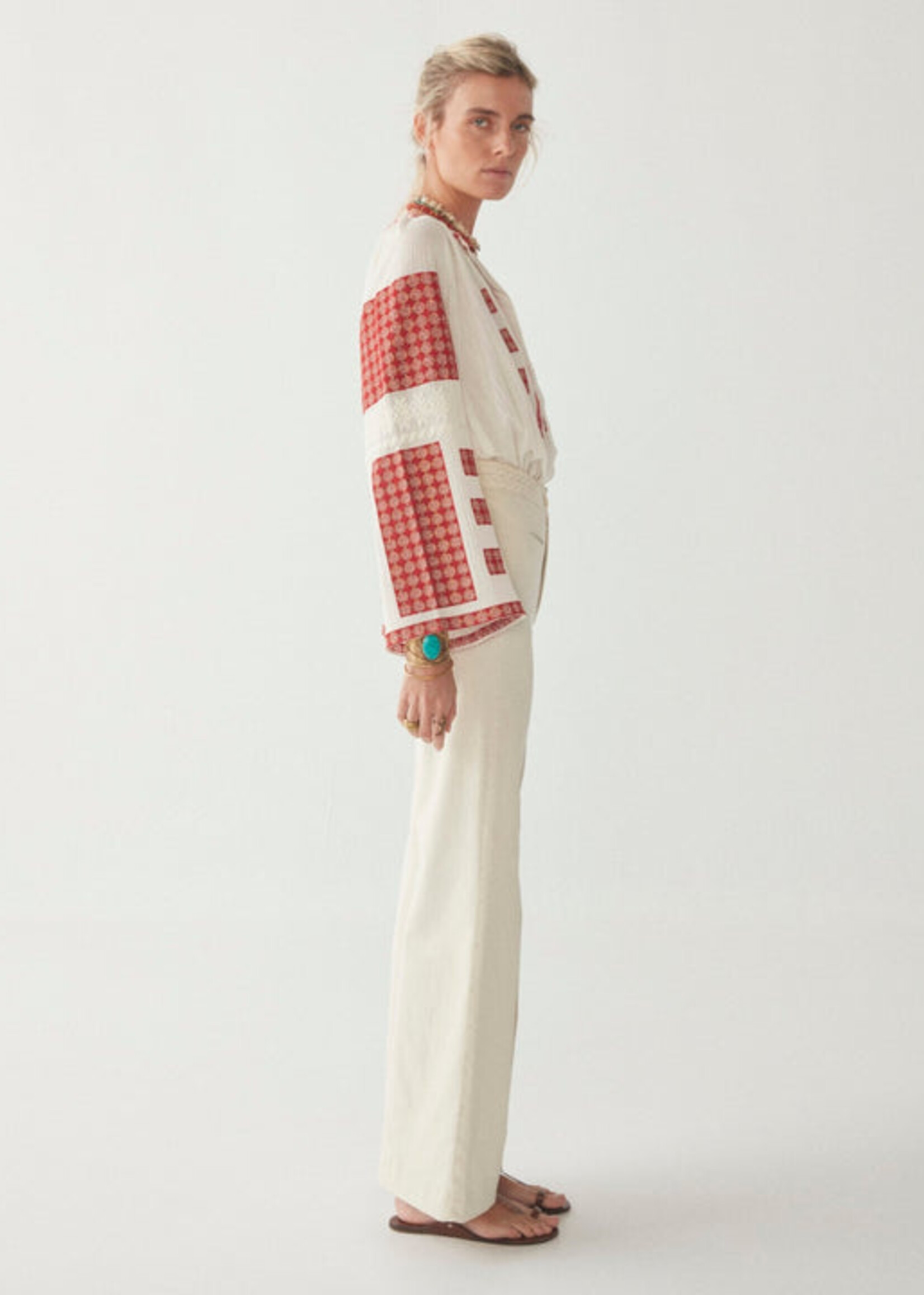 Maison Hotel Alexandra Blouse