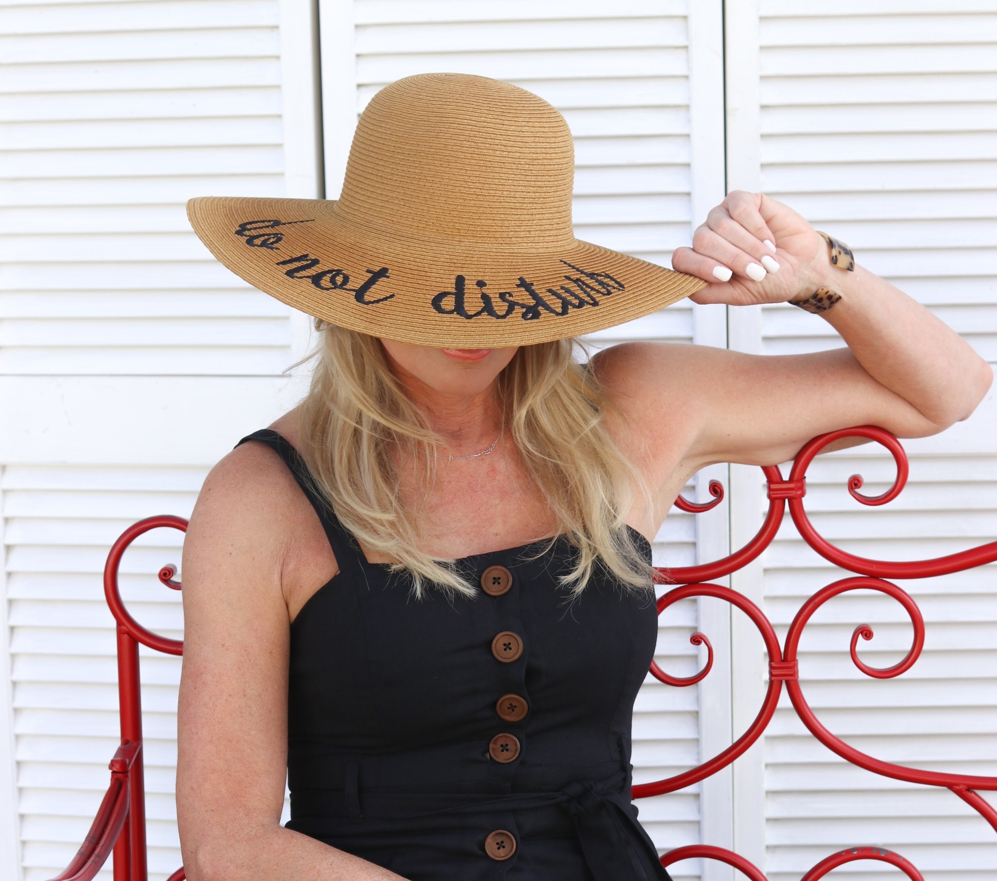 do not disturb sun hat