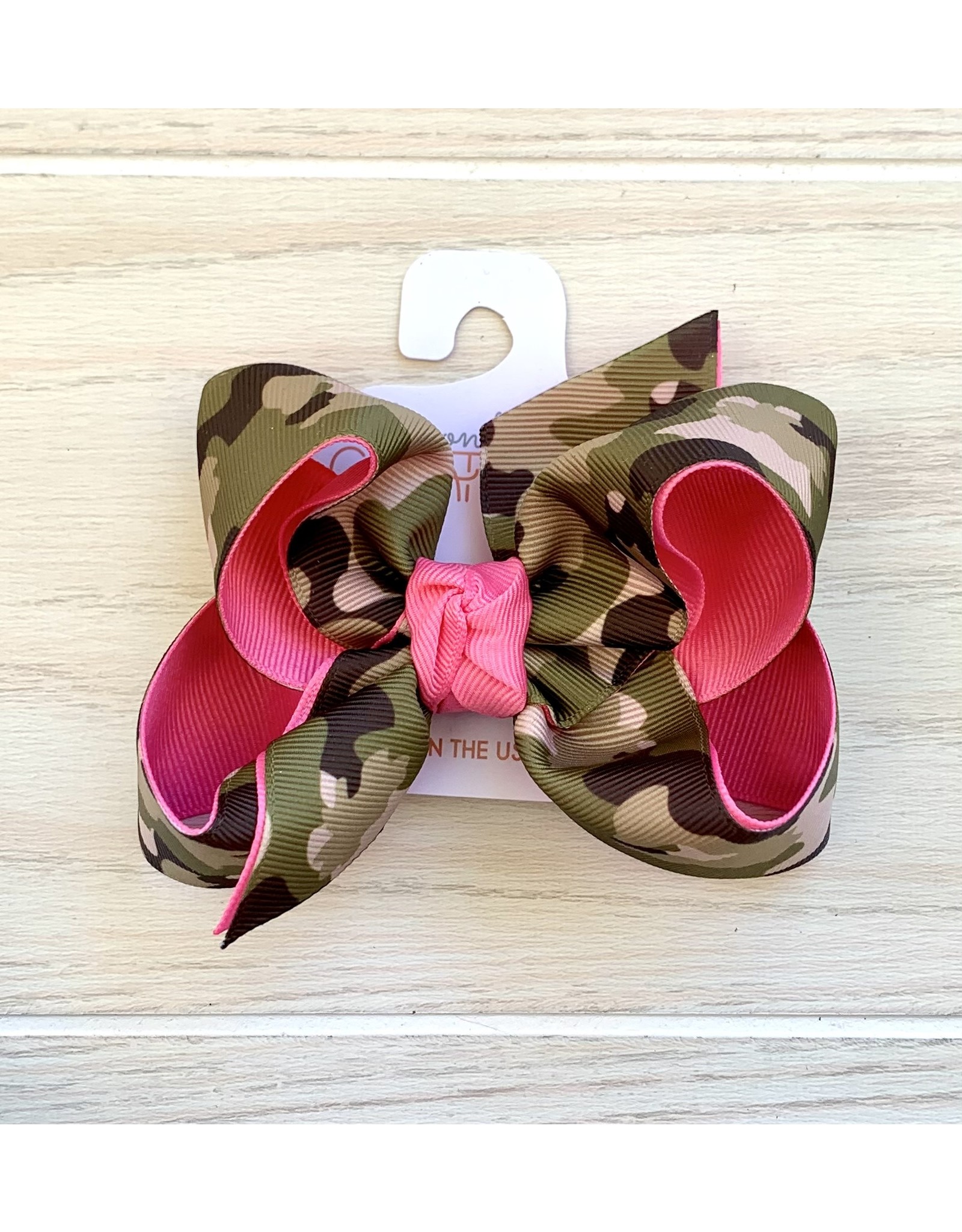 Beyond Creations Beyond Creations- 4.5" Hot Pink/Camo Layered Knot Bow