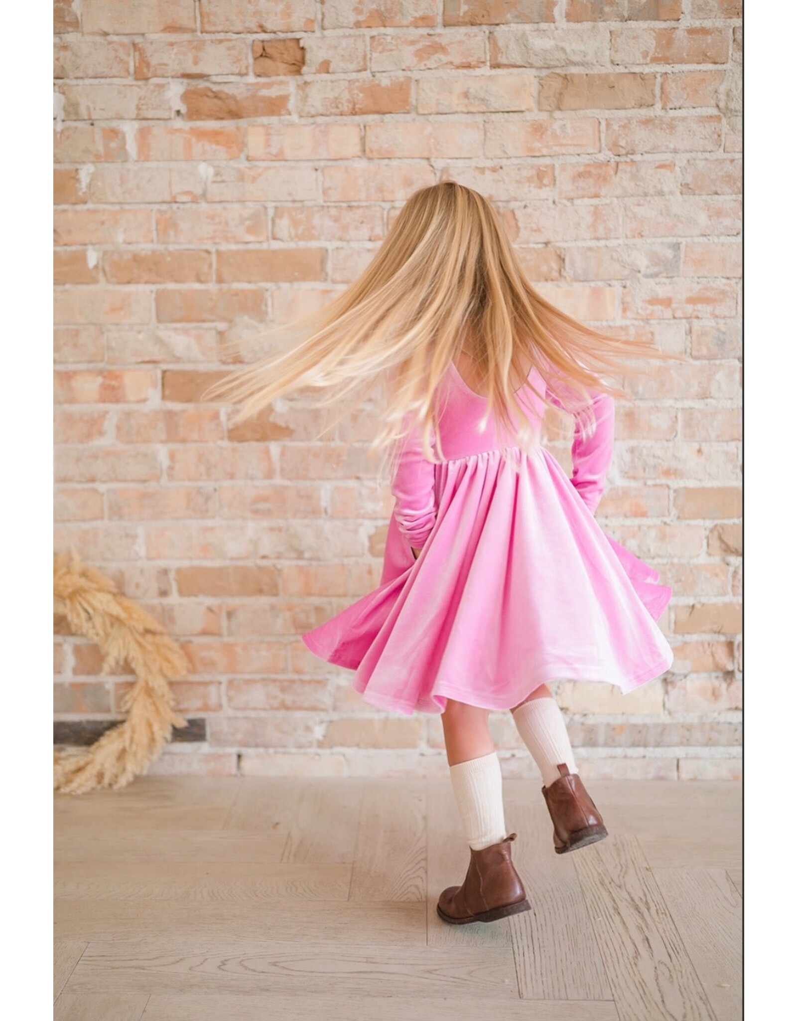Ollie Jay Ollie Jay- Gwendolyn Dress in Baby Pink Velvet