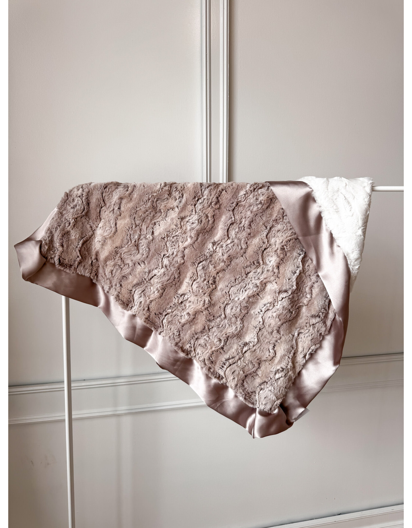 Rockin' Royalty Rockin' Royalty- Peter Rabbit Blanket