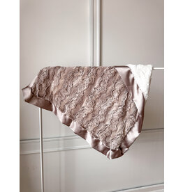 Rockin' Royalty Rockin' Royalty- Peter Rabbit Blanket