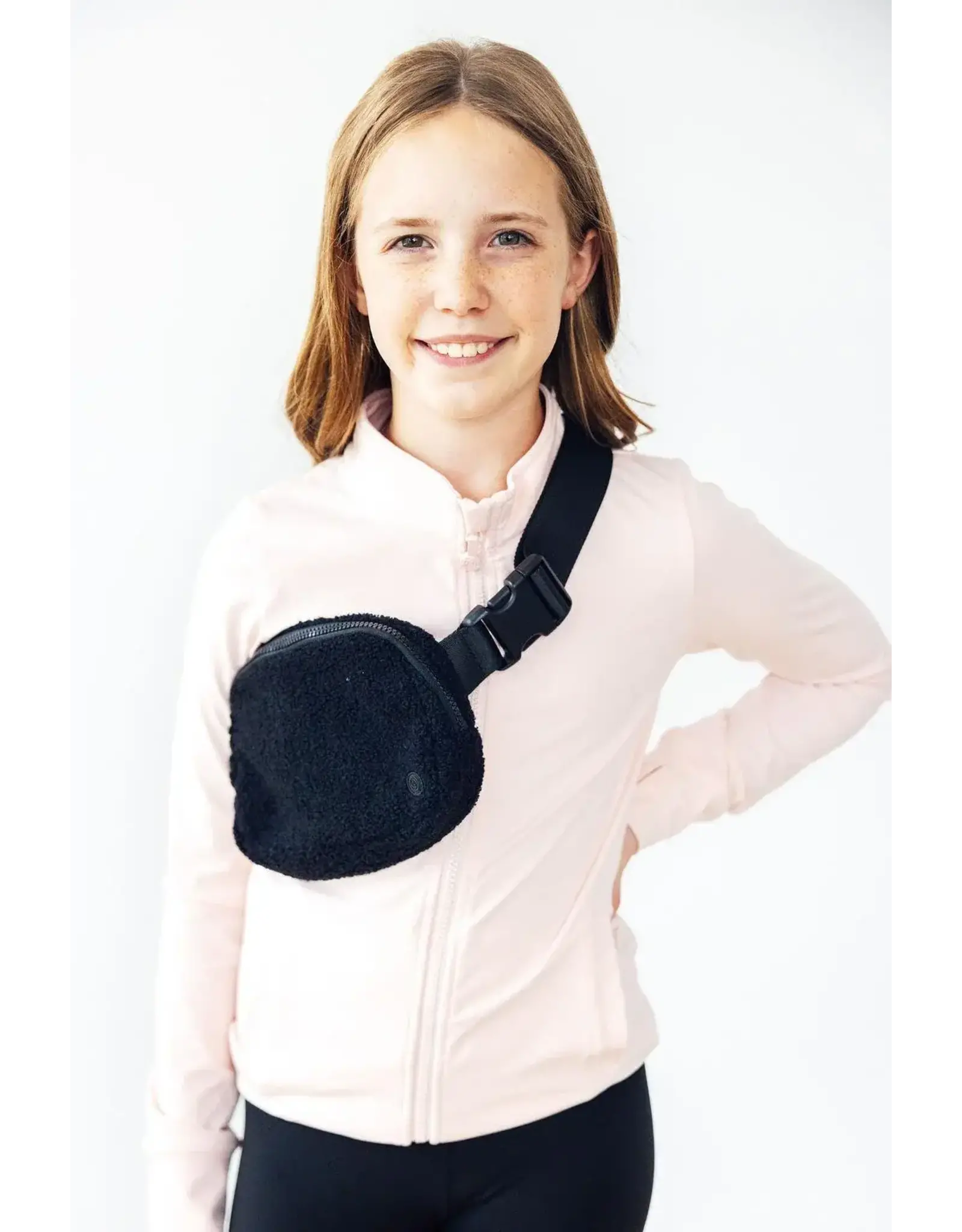 Mila & Rose Mila & Rose- Black Fleece Belt Bag