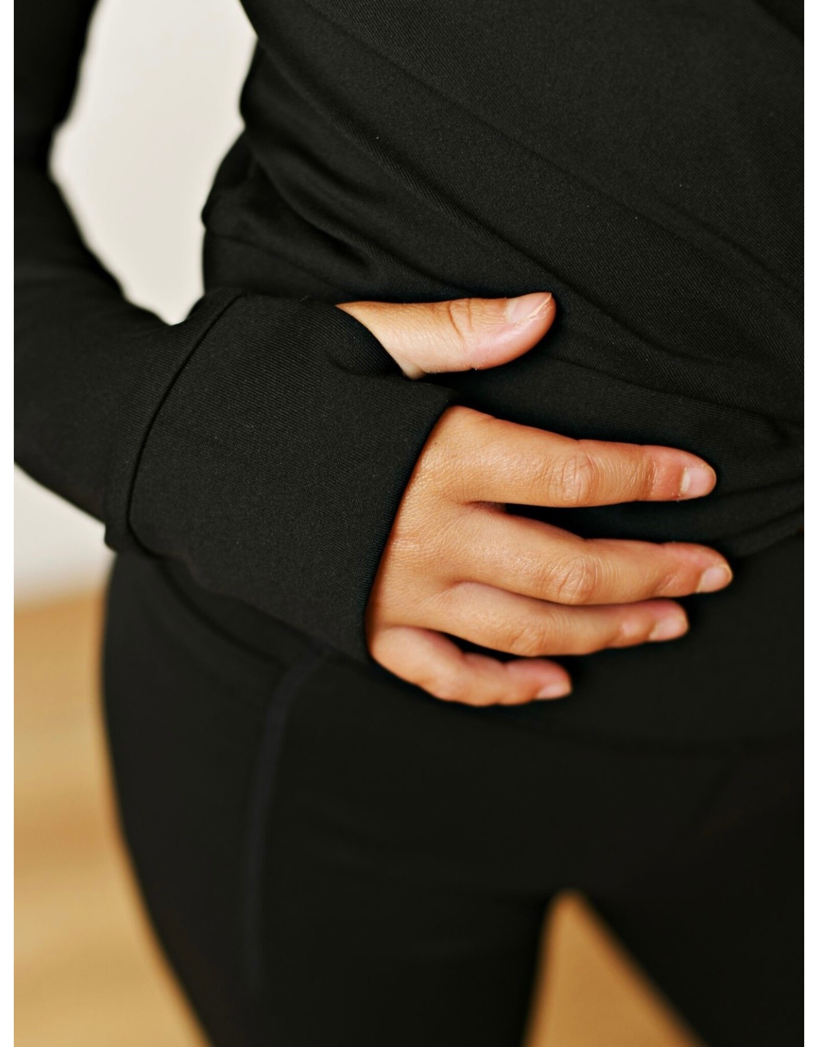 Swoon Baby Swoon Baby- Black Knot Active Top