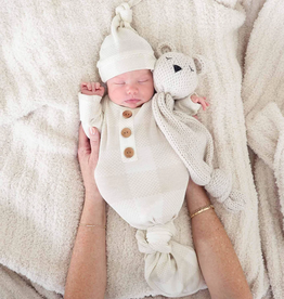 Caden Lane Caden Lane- Big Check Bamboo Waffle Newborn Gown & Hat