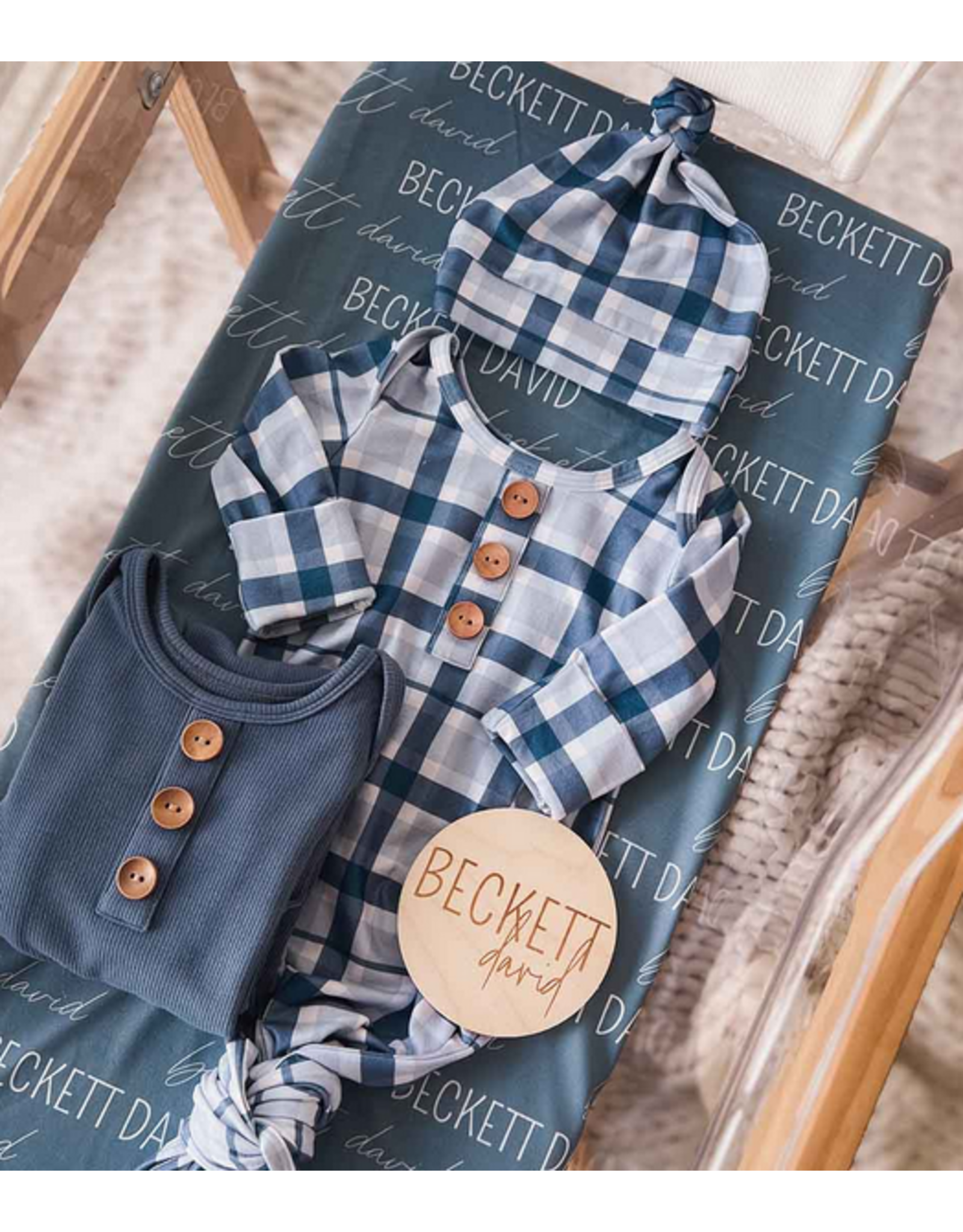 Caden Lane Caden Lane- Paxton's Plaid Newborn Knot Gown & Hat