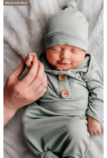 Caden Lane Caden Lane- Moss Bamboo Newborn Knot Gown & Hat Set