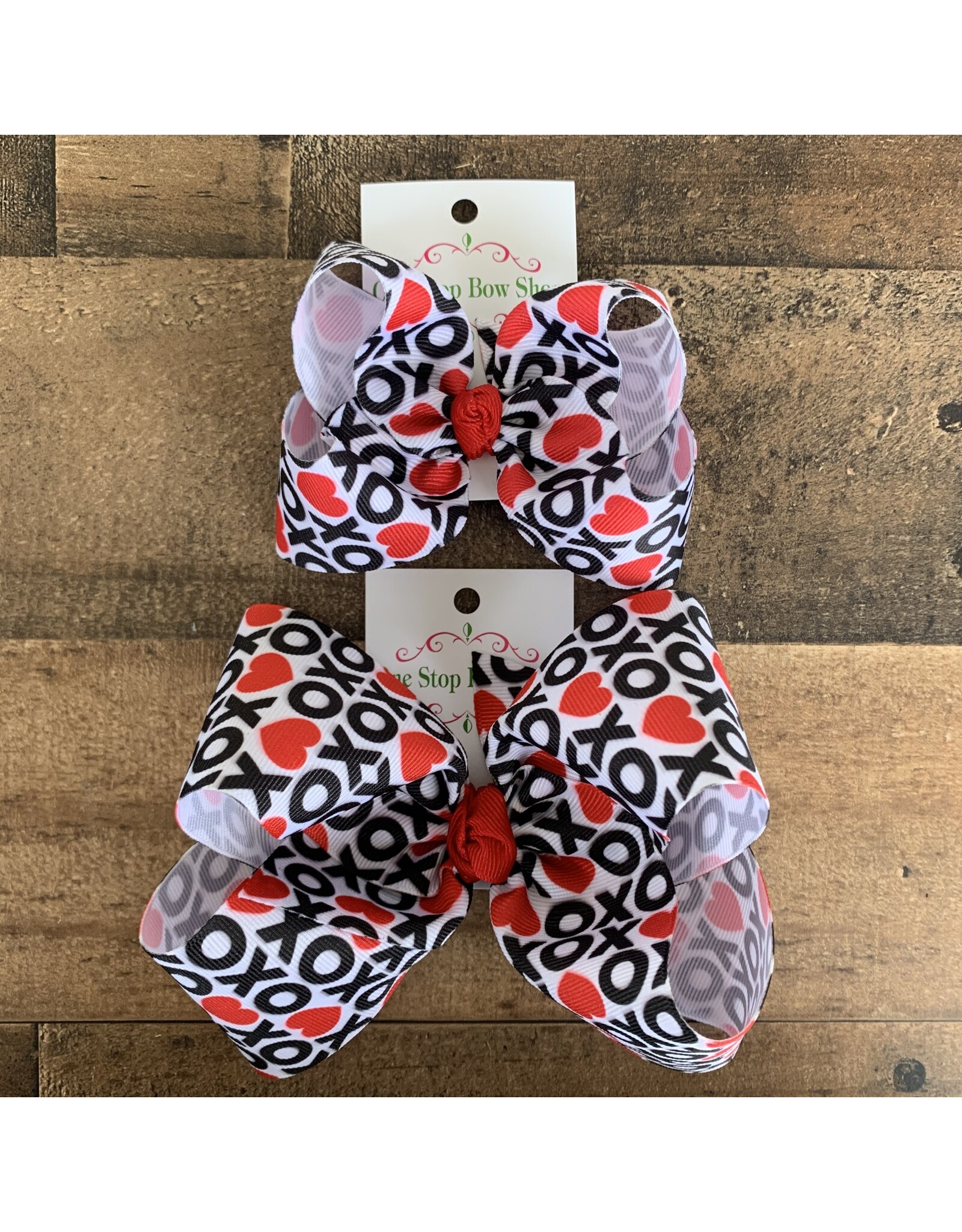 One Stop Bow Shop One Stop- Heart Tac Toe Printed Knot Bow