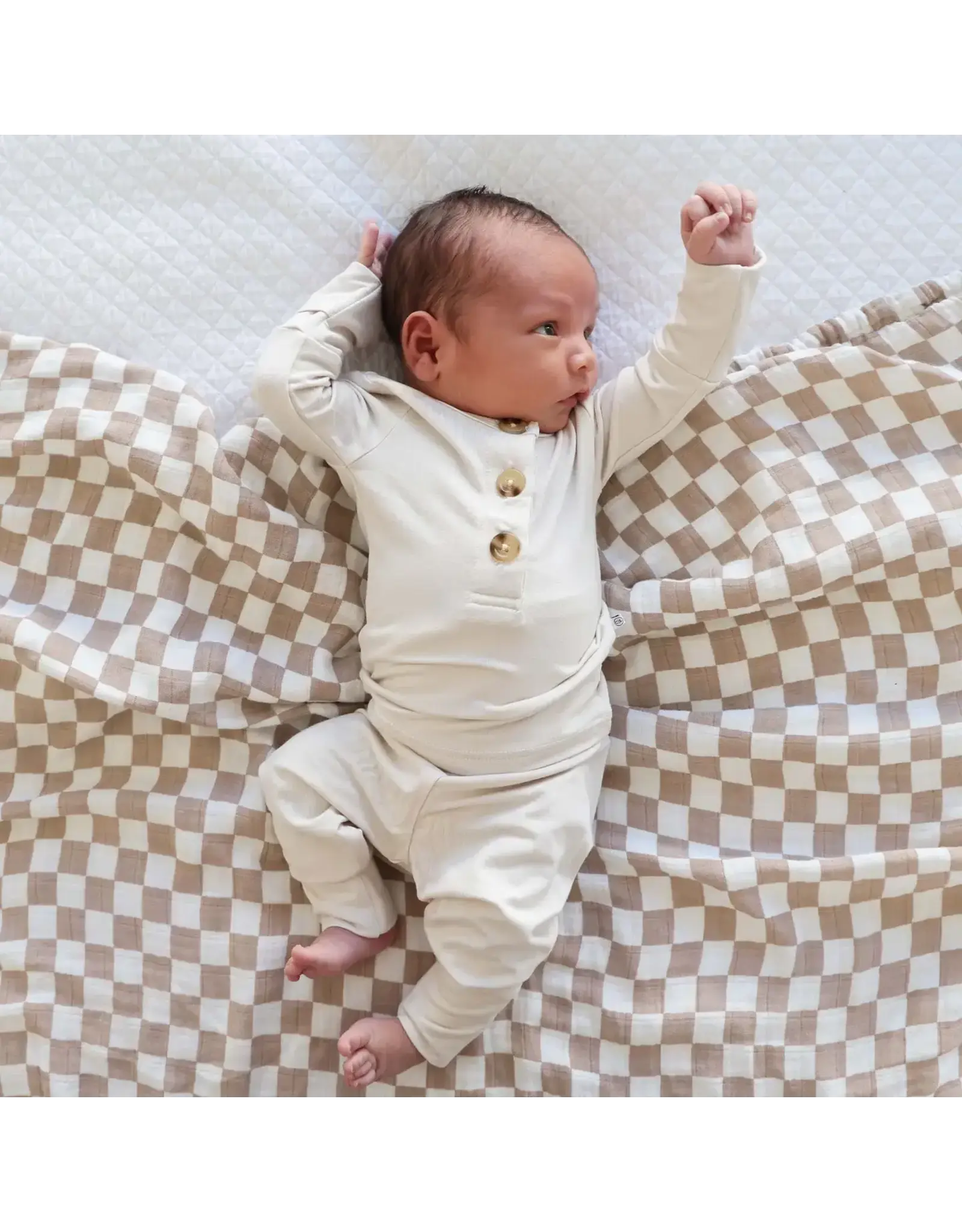 Caden Lane Caden Lane- Eggshell 2pc Bamboo Top & Bottom NB-3M Set