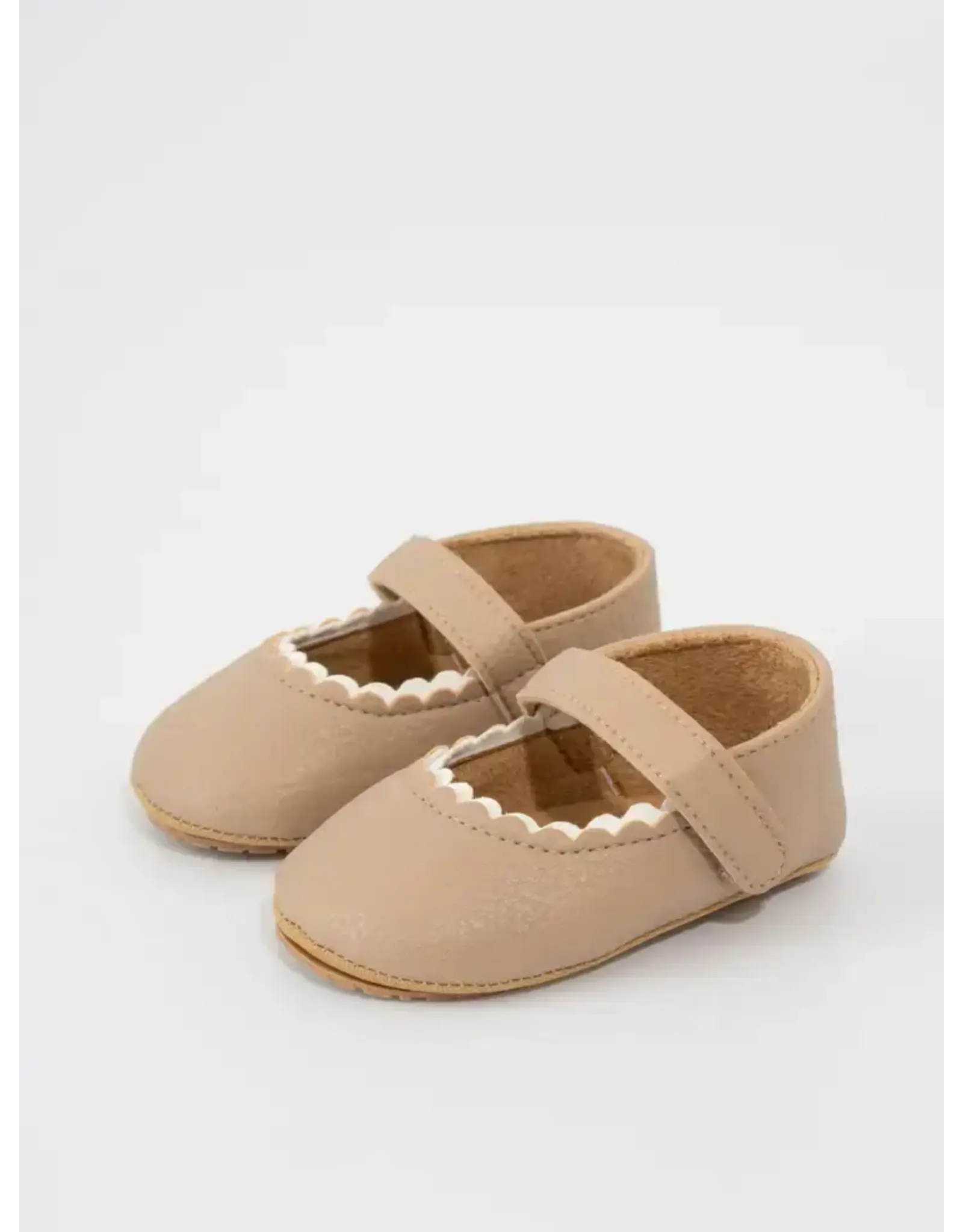 Scalloped Toe Mary Jane: Neutral