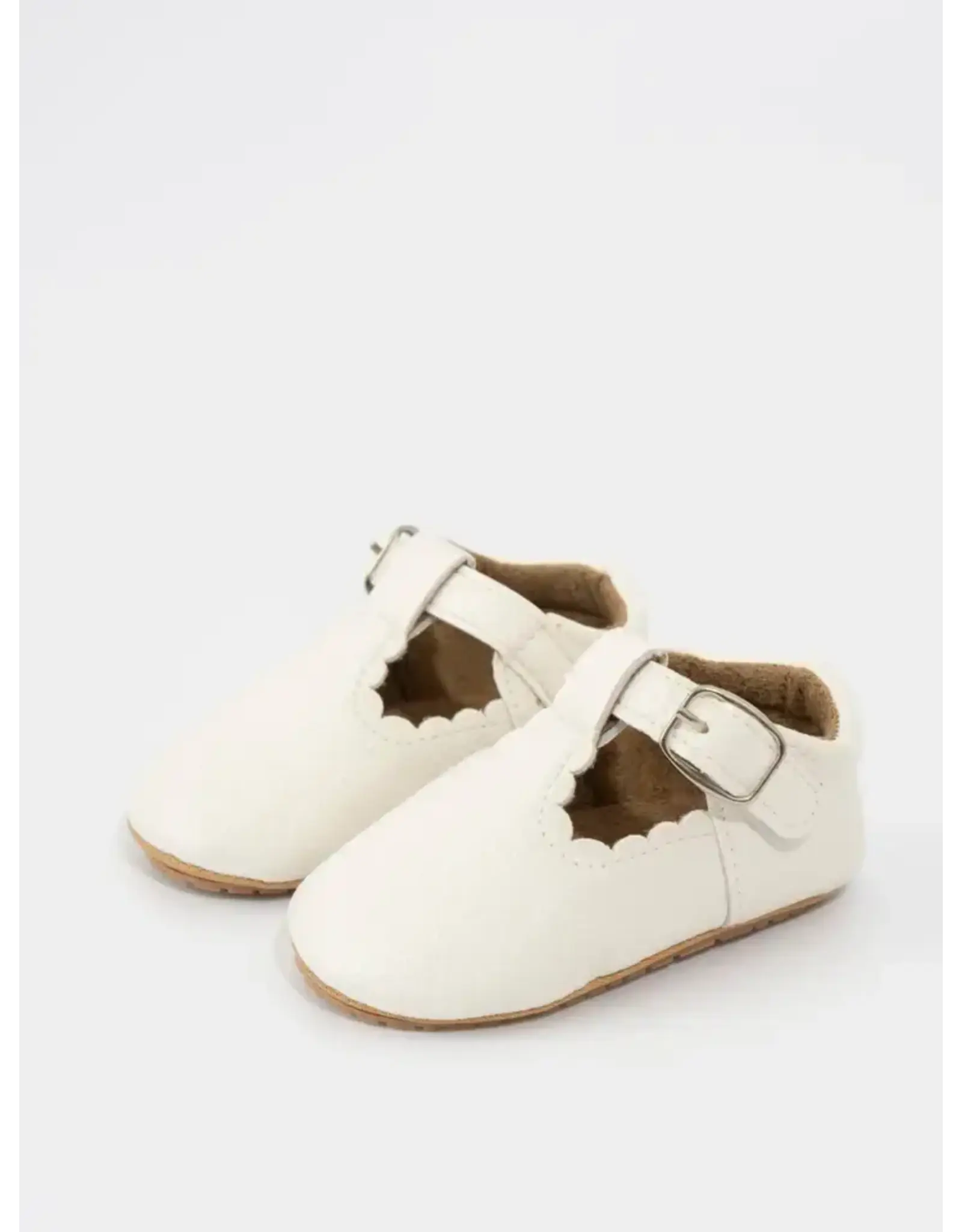 T-Strap Scalloped Buckle Shoes: White