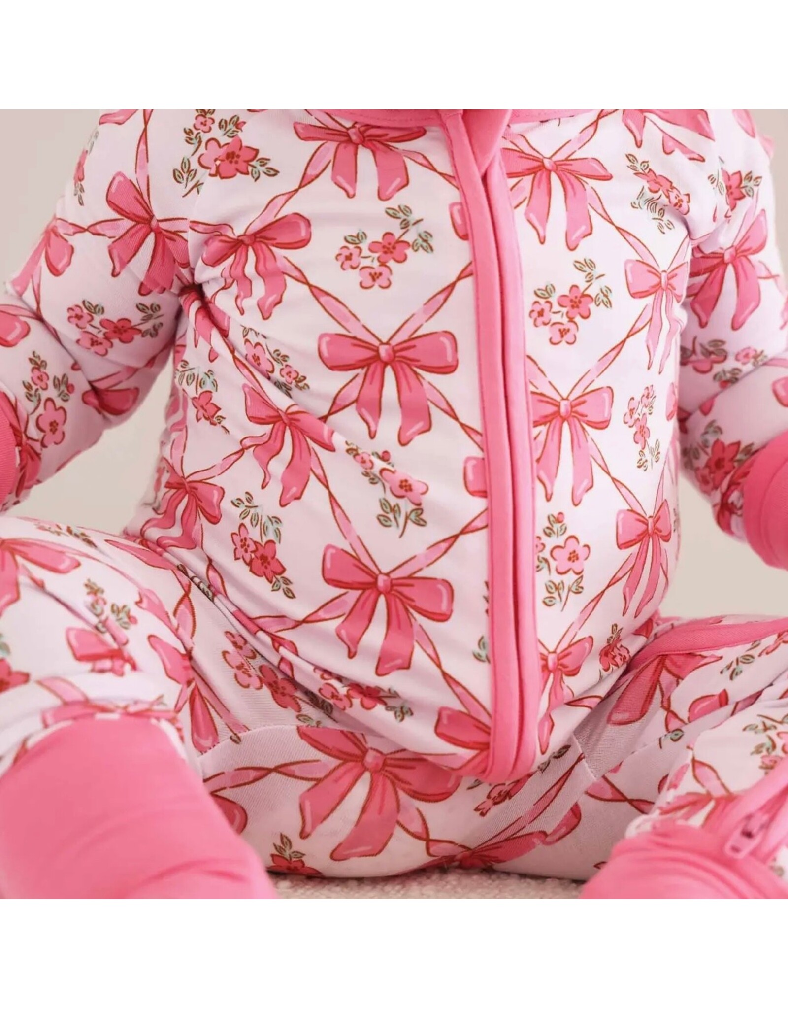 Caden Lane Caden Lane- Bow Besties Convertible Zipper