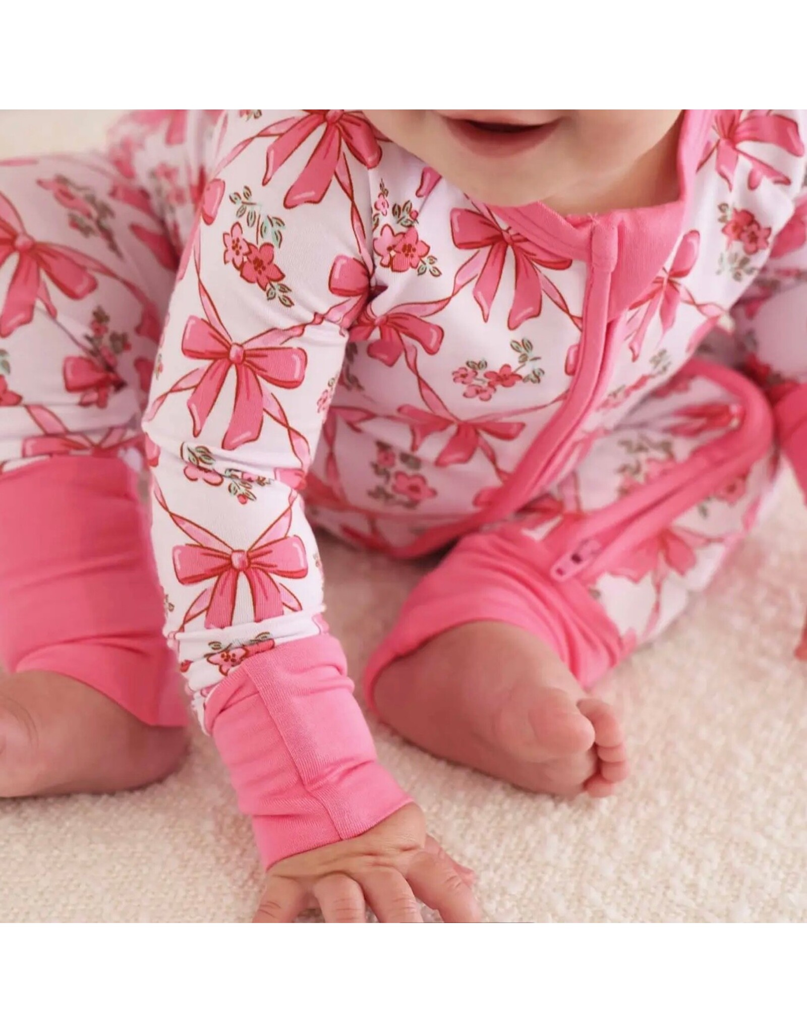 Caden Lane Caden Lane- Bow Besties Convertible Zipper