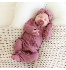 Caden Lane Caden Lane- Boysenberry Bamboo Waffle Zipper Ruffle Footie