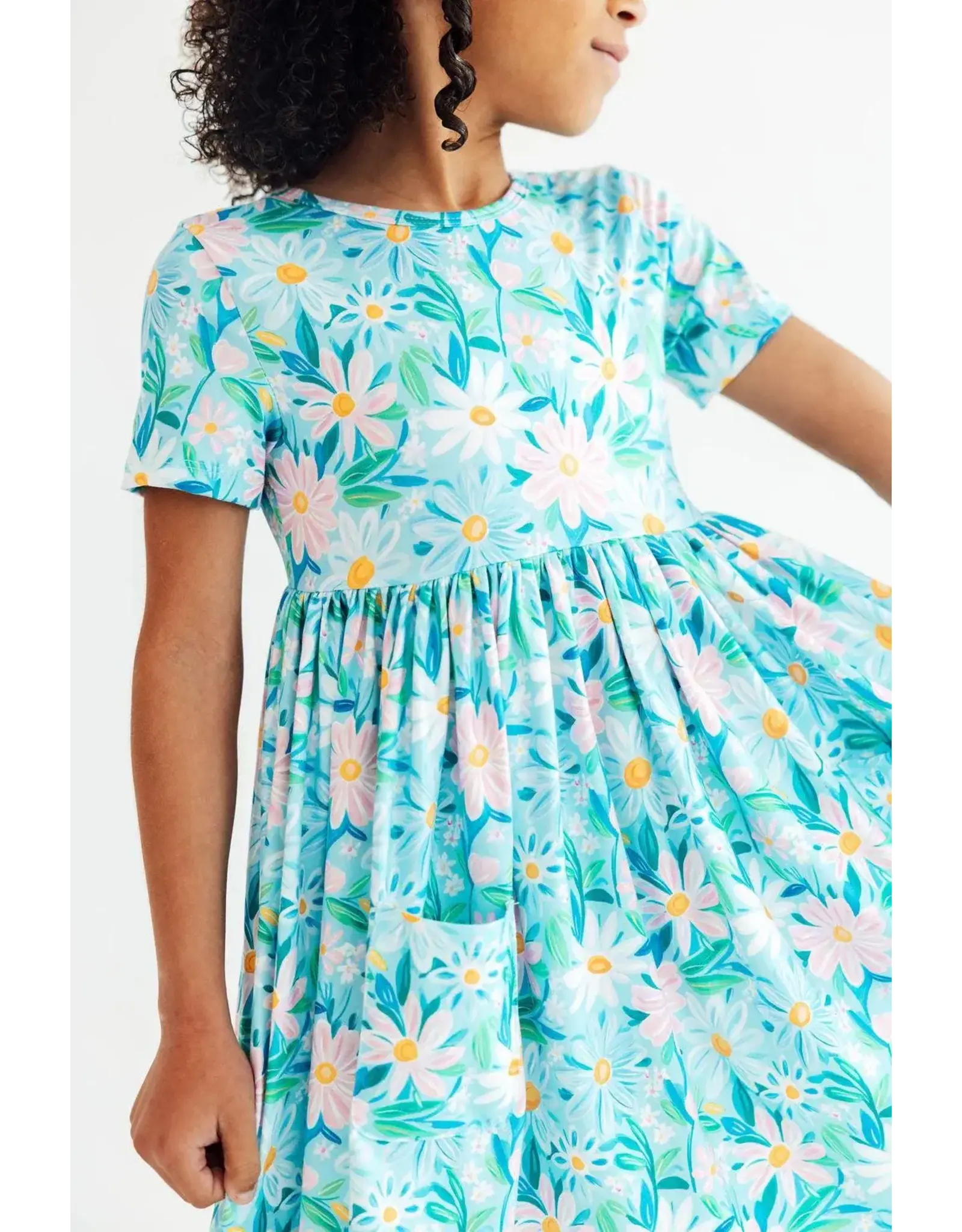 Mila & Rose Mila & Rose- Preppy Daisies S/S Pocket Twirl Dress