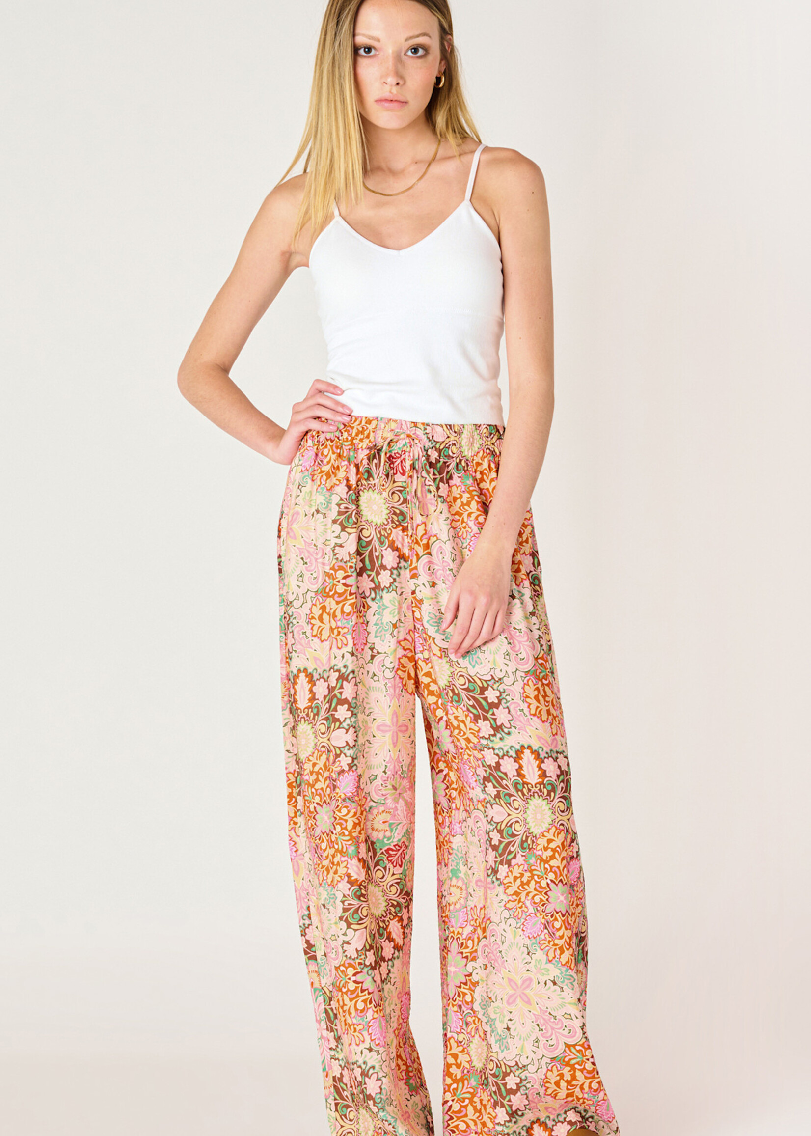 Dex Medallion Flowy Pant