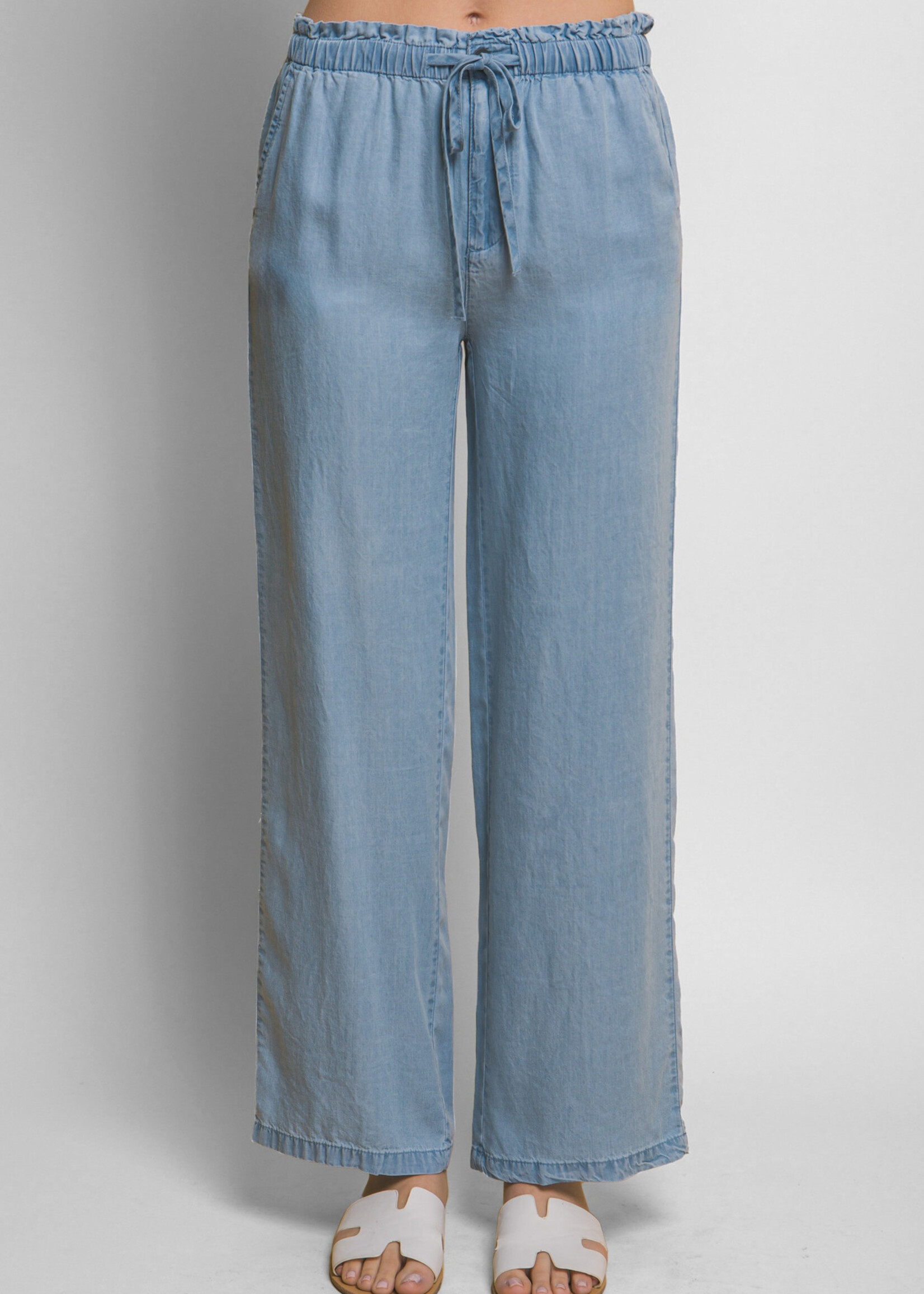 True Chambray Pull On