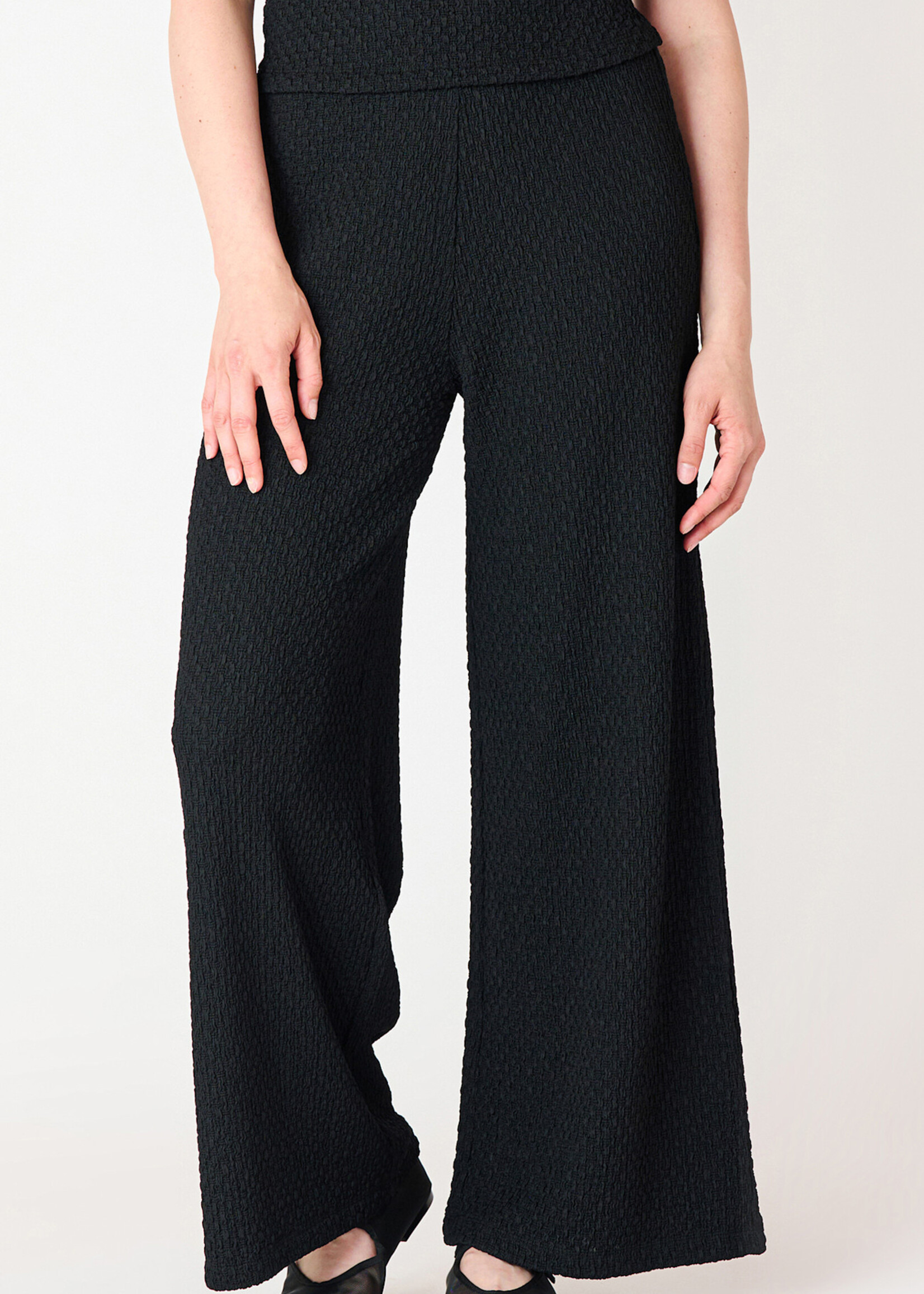 Black Tape Janet Textured Pant