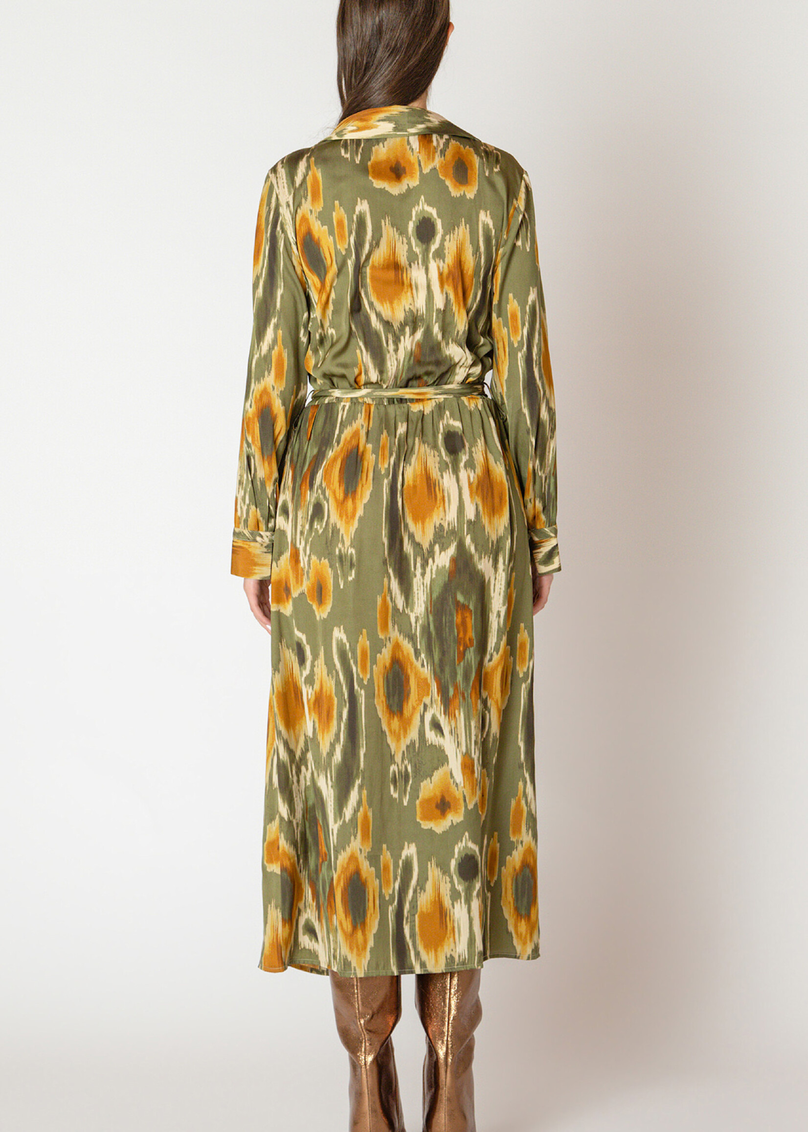Black Tape Abstract Belted Maxi