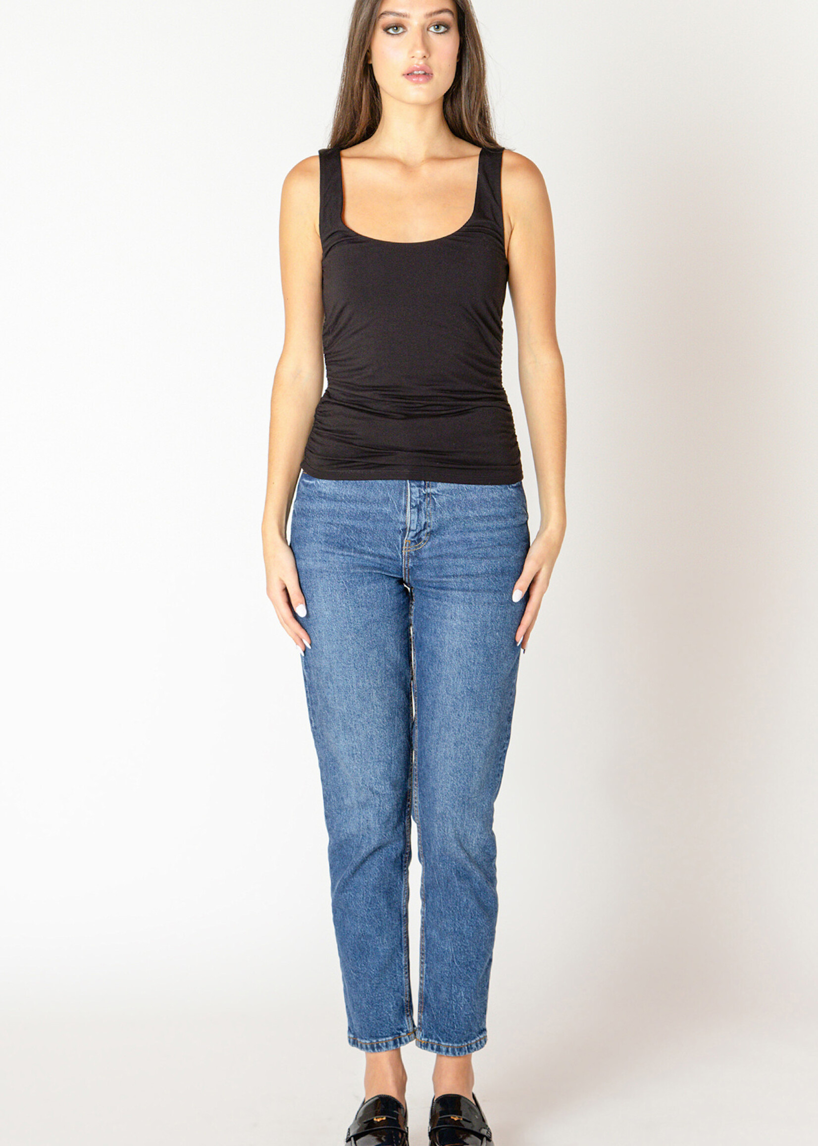 Black Tape Essential Tank