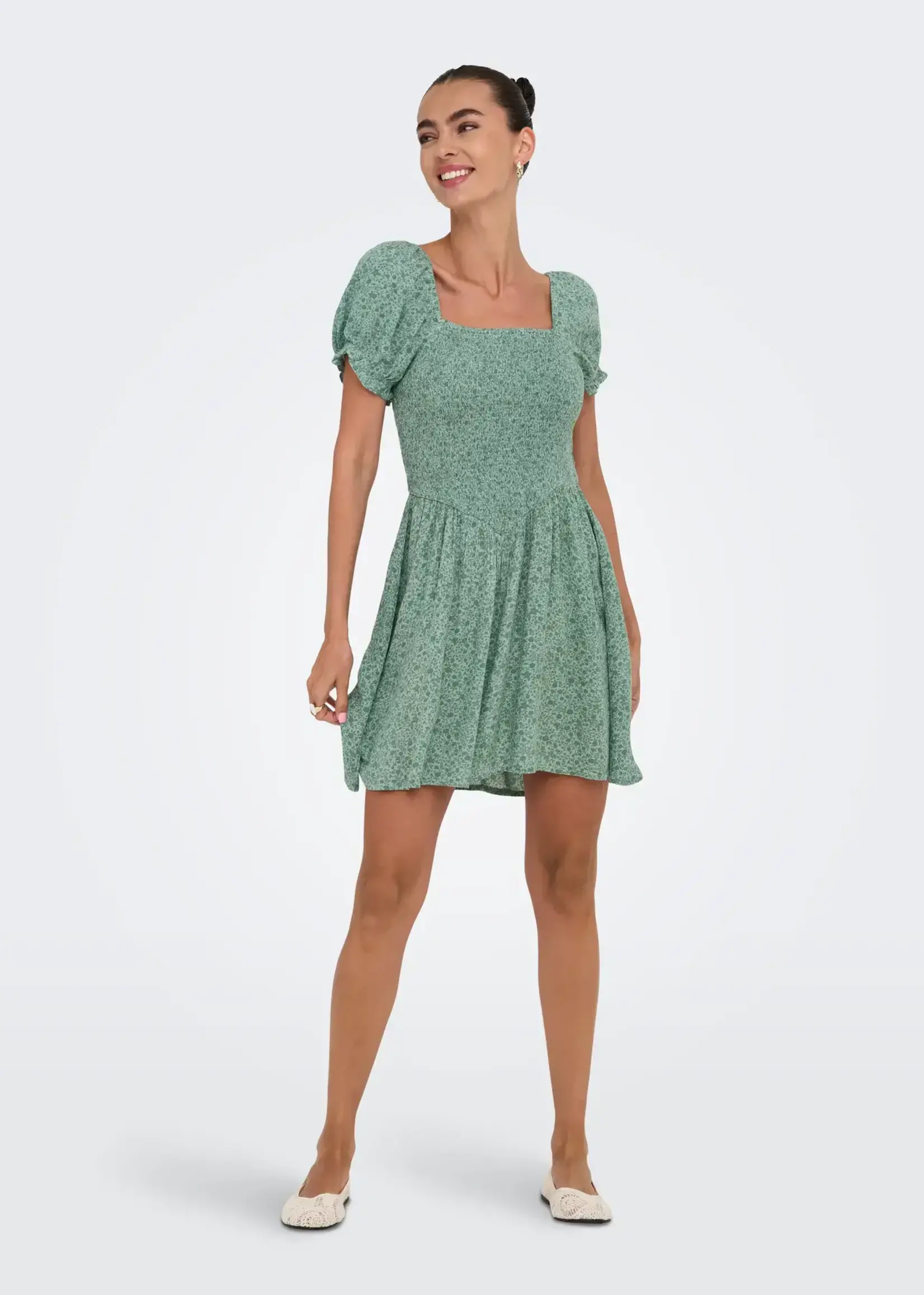 Only Beryl Smocked Fall Floral Dress