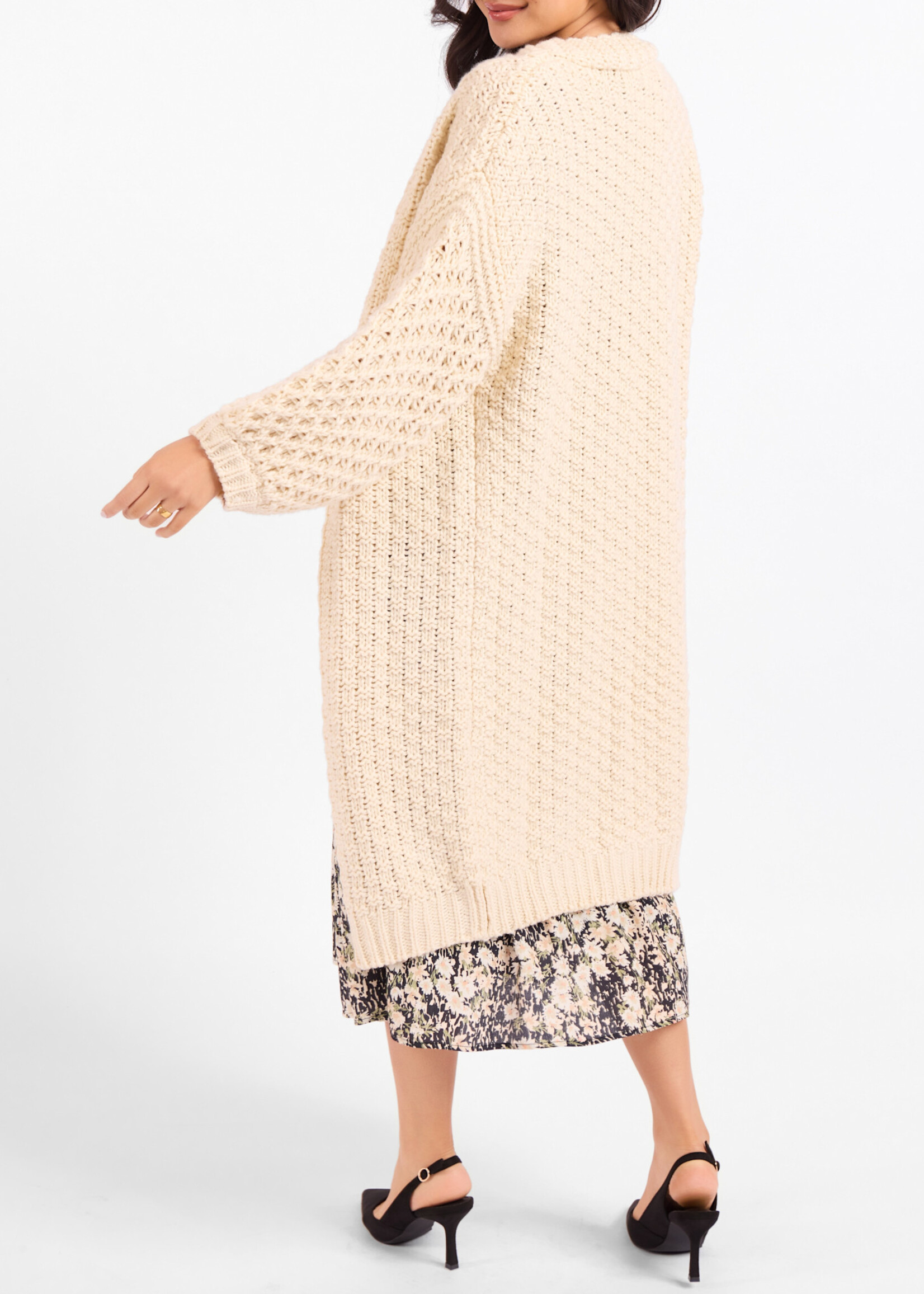 Sadie & Sage Iggy Hand Knit Chunky Long Cardi