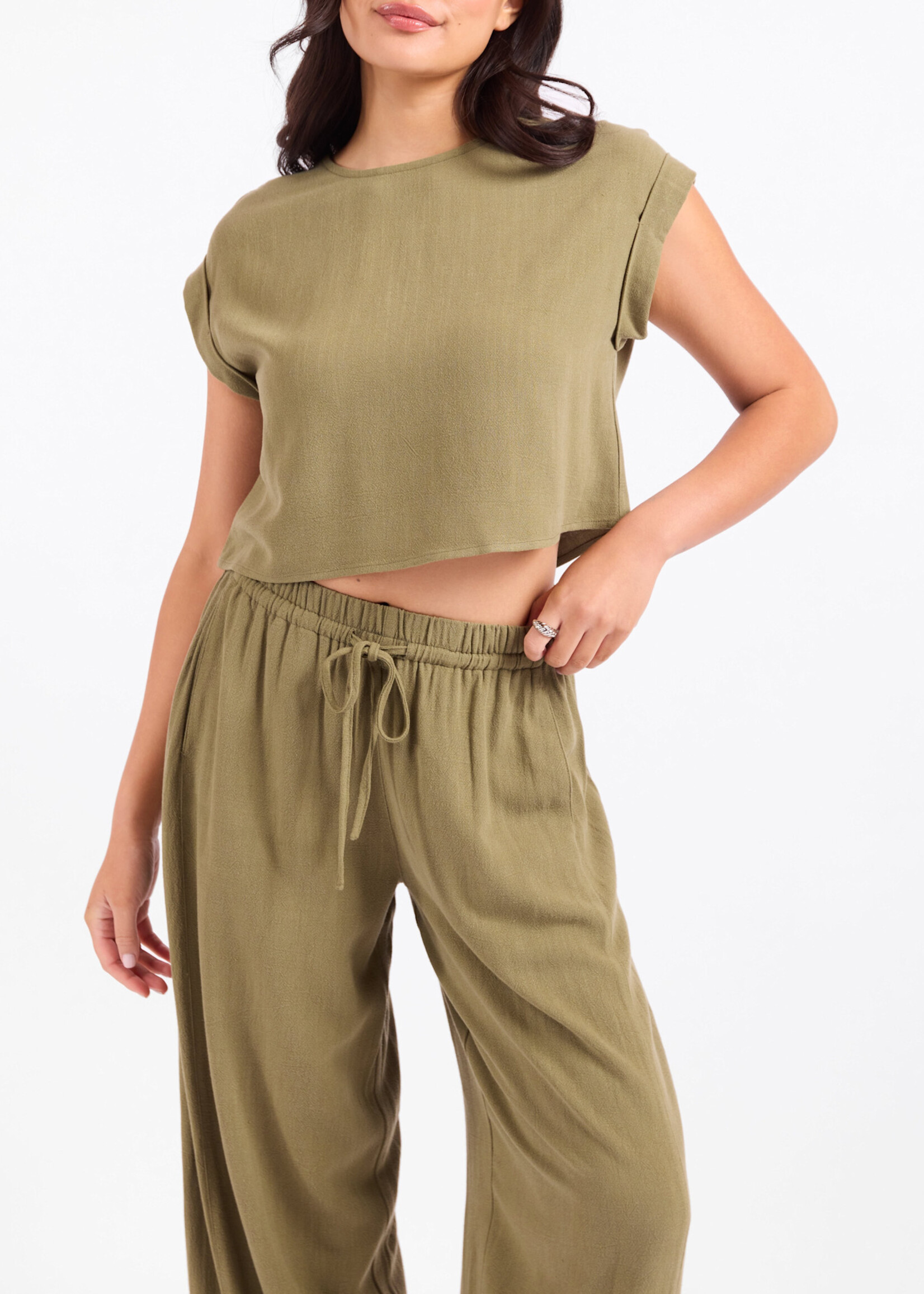 Sadie & Sage Sugarloaf Cuffed Top