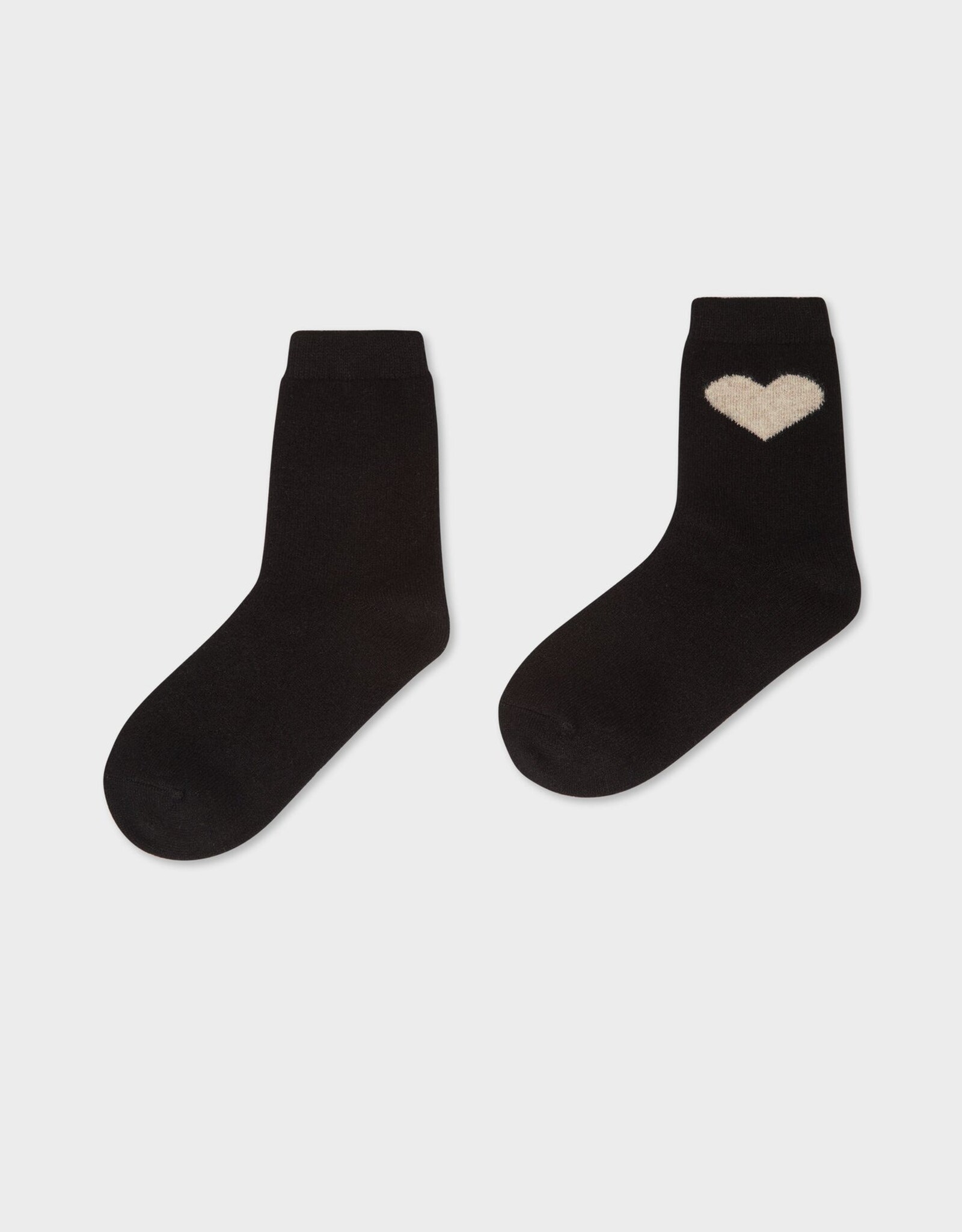 White + Warren Heart Socks