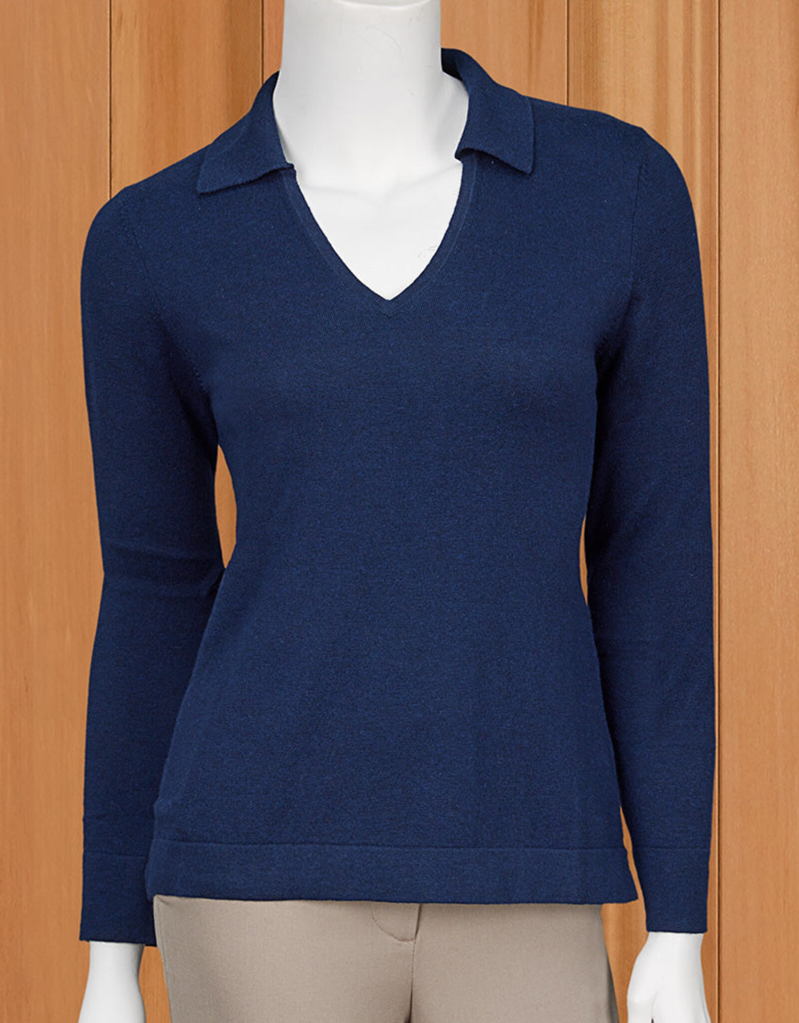 Kinross Fitted Vee Polo