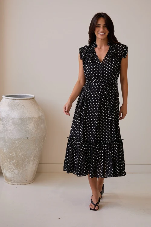 brave-and-true-polka-dot-dress.jpg