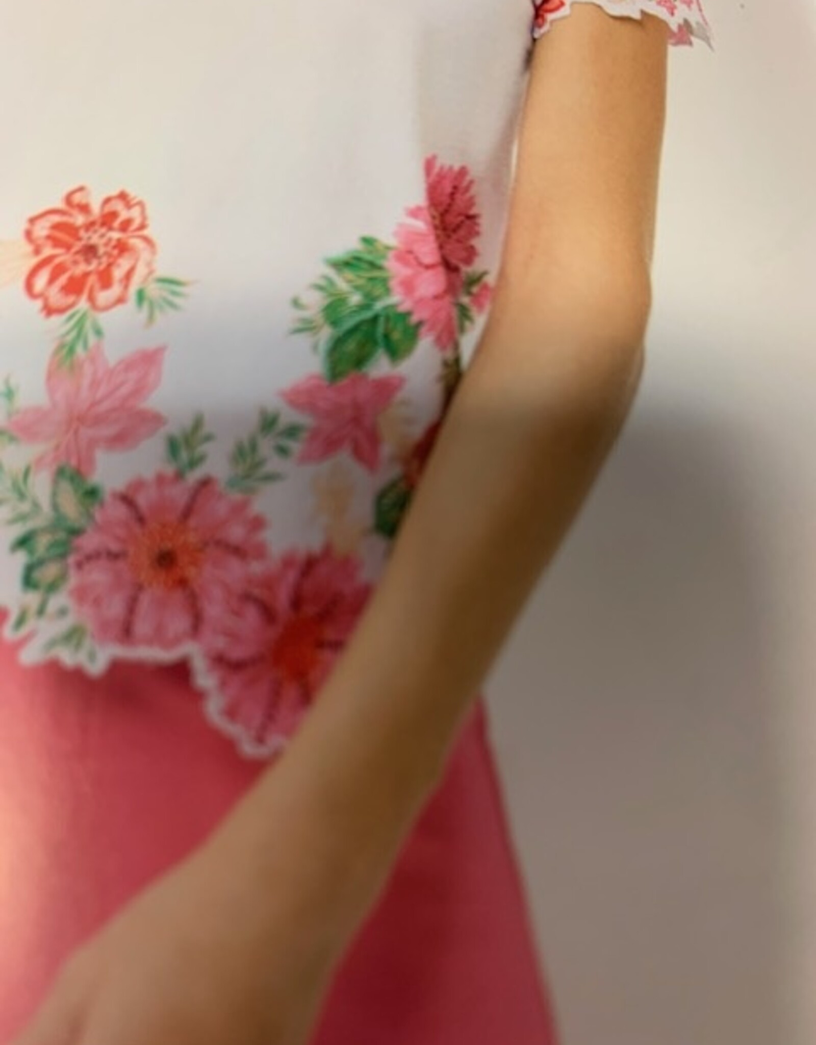 Leo & Ugo Cut Flower Beaded Tee