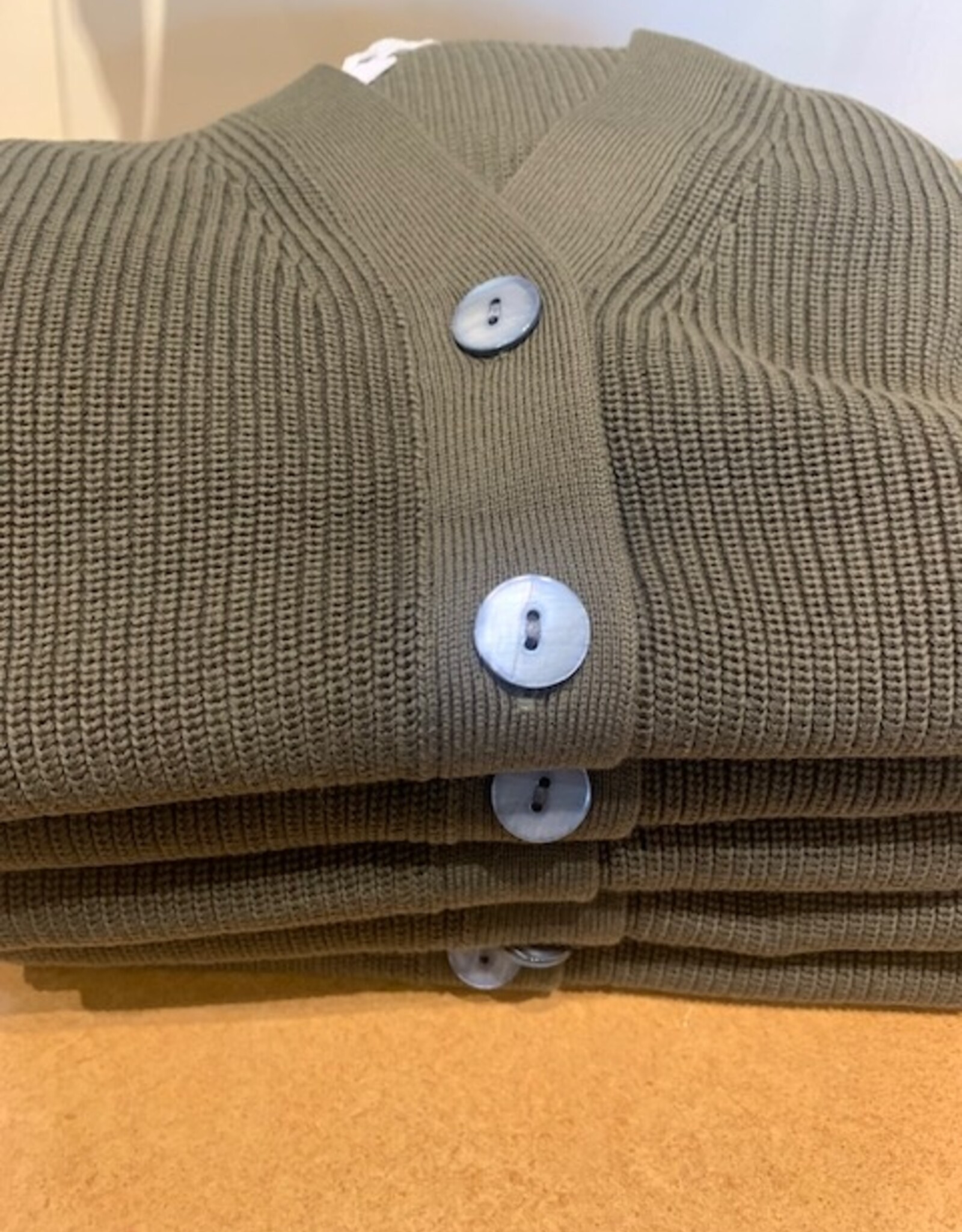 Kokun Boyfriend Cardigan