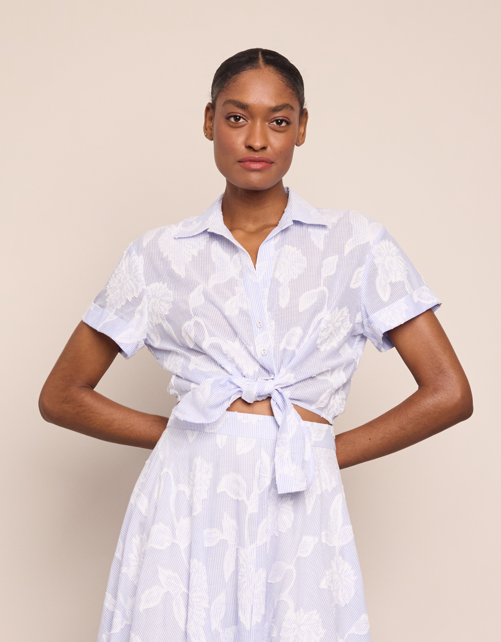 Cara Cara Asbury Top Floral Clip Jacquard