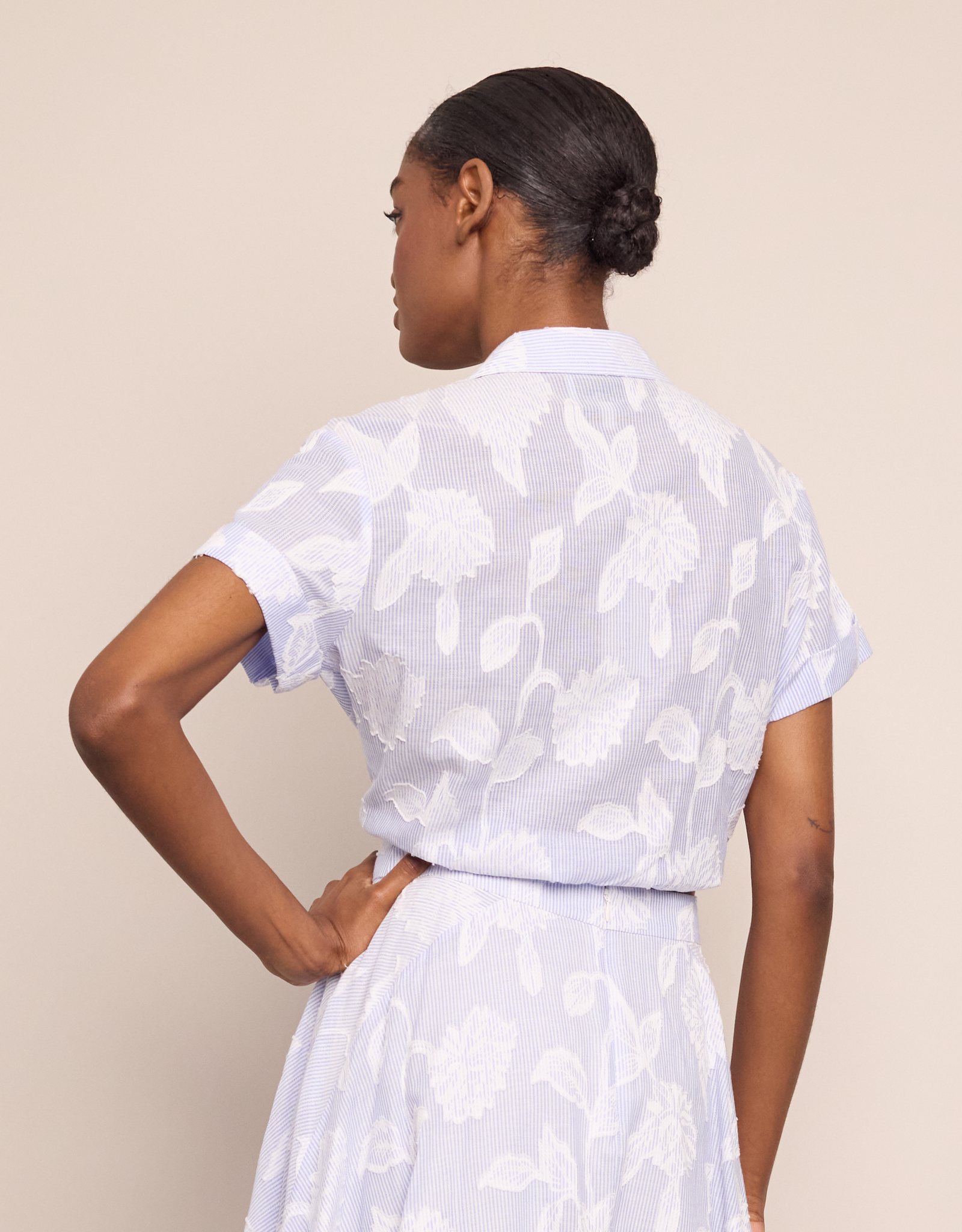 Cara Cara Asbury Top Floral Clip Jacquard